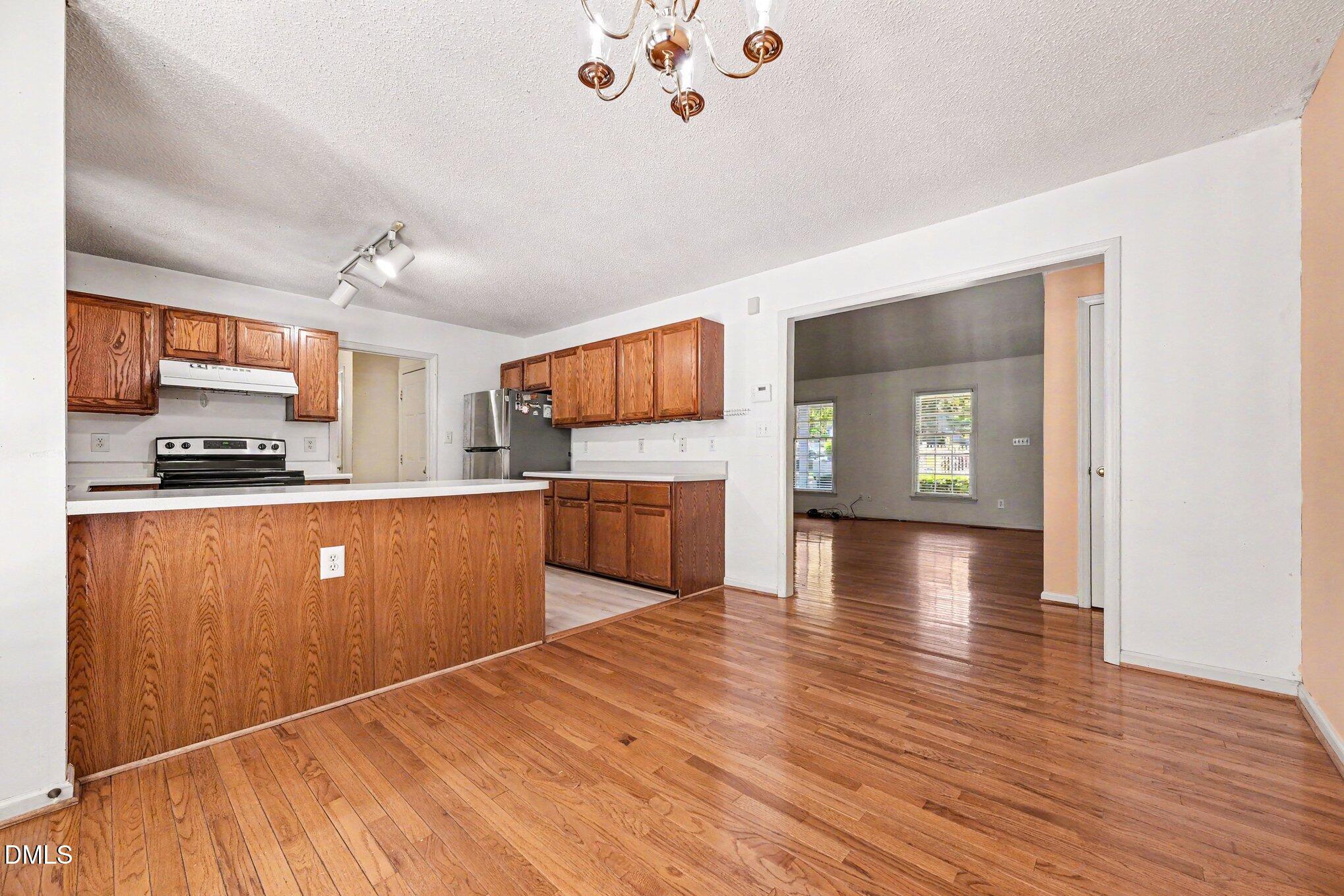 4008 Ellisfield Drive Property Photo 16
