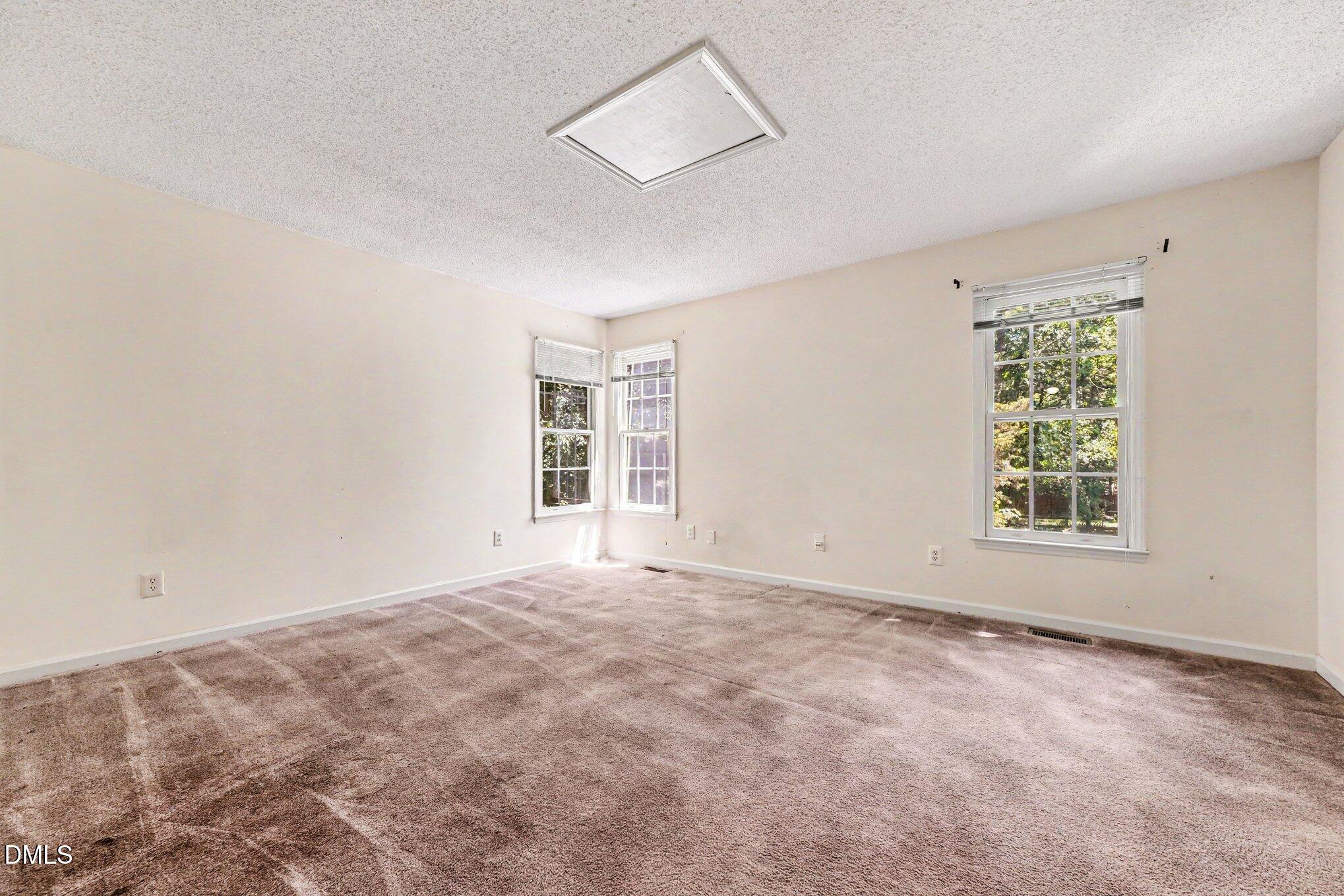 4008 Ellisfield Drive Property Photo 25