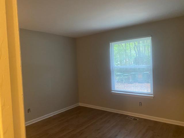 943 W Chatham Street Property Photo 8