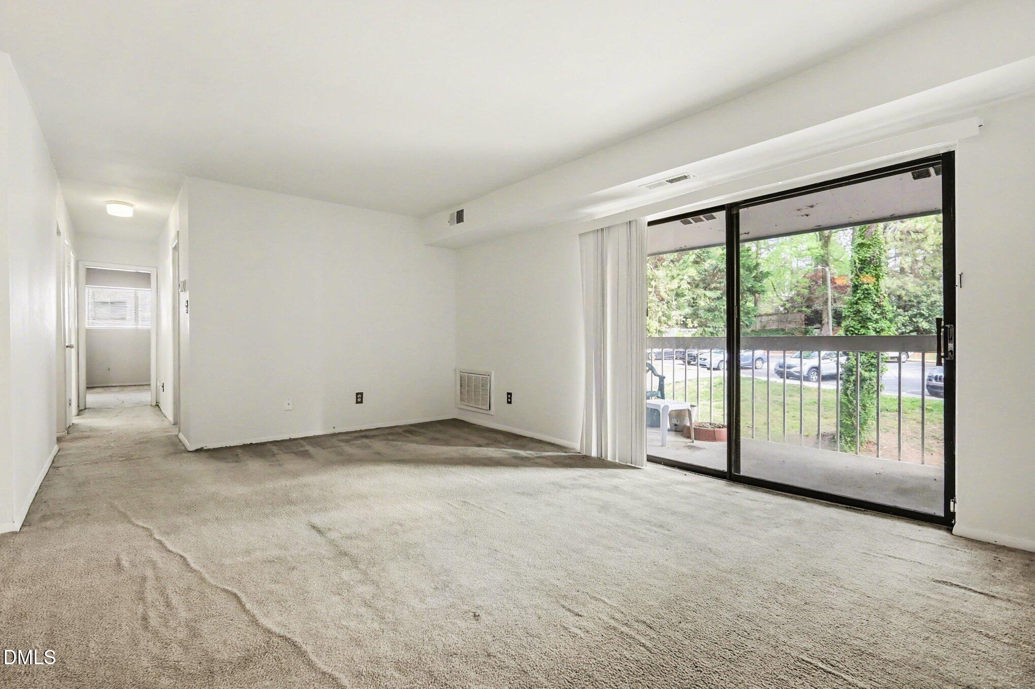 1014 Sandlin Place G Property Photo 4
