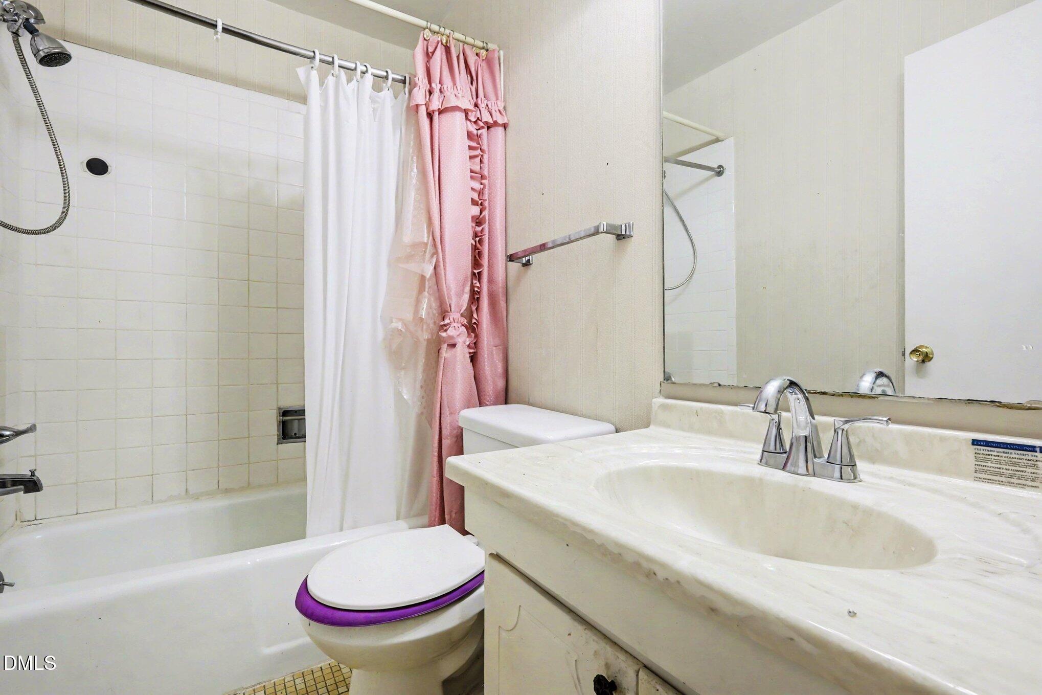 1014 Sandlin Place G Property Photo 13