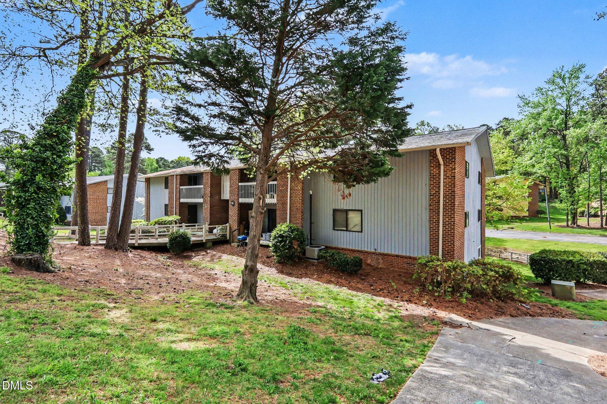 1014 Sandlin Place G Property Photo 15