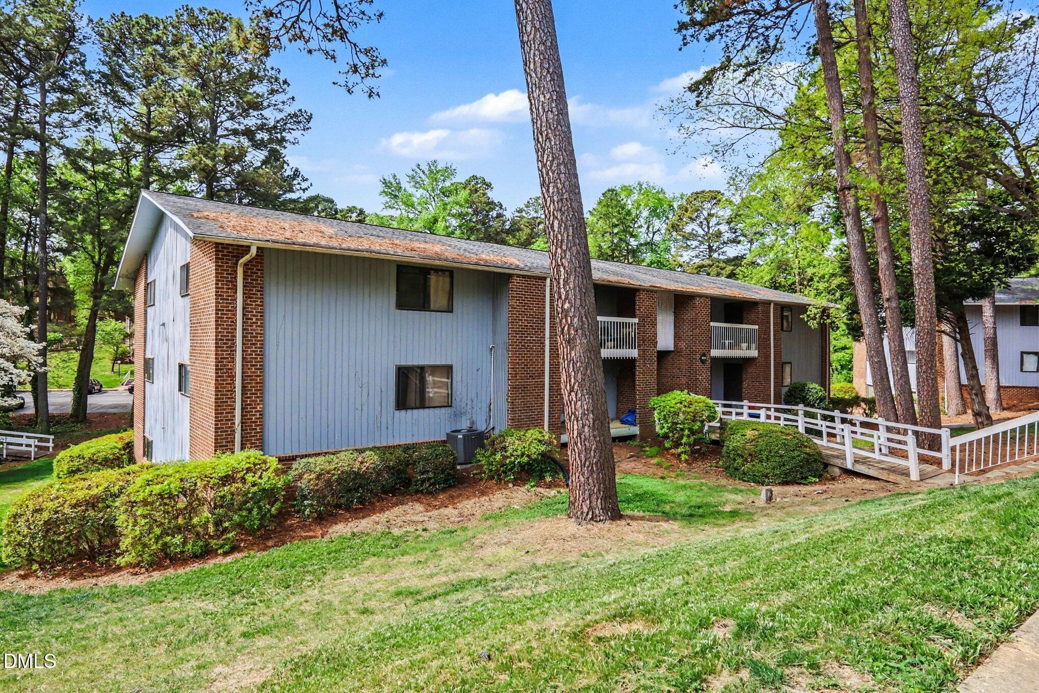 1014 Sandlin Place G Property Photo 17