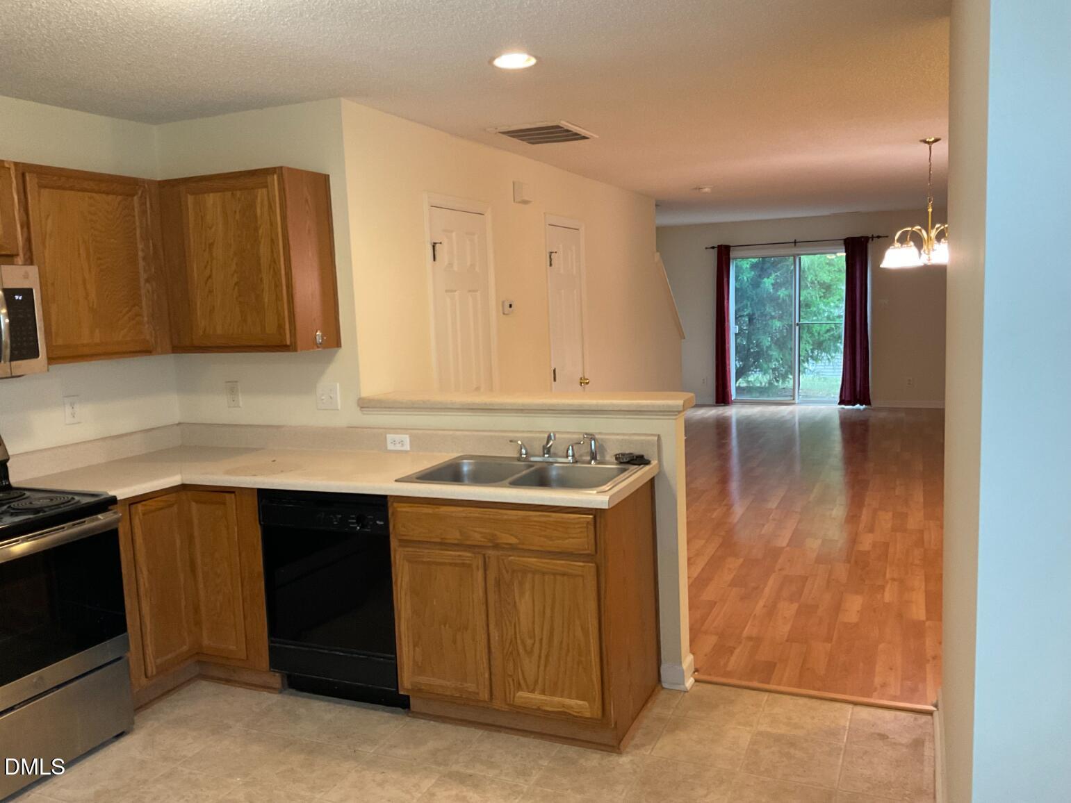 107 Higher Learning Drive Property Photo 10