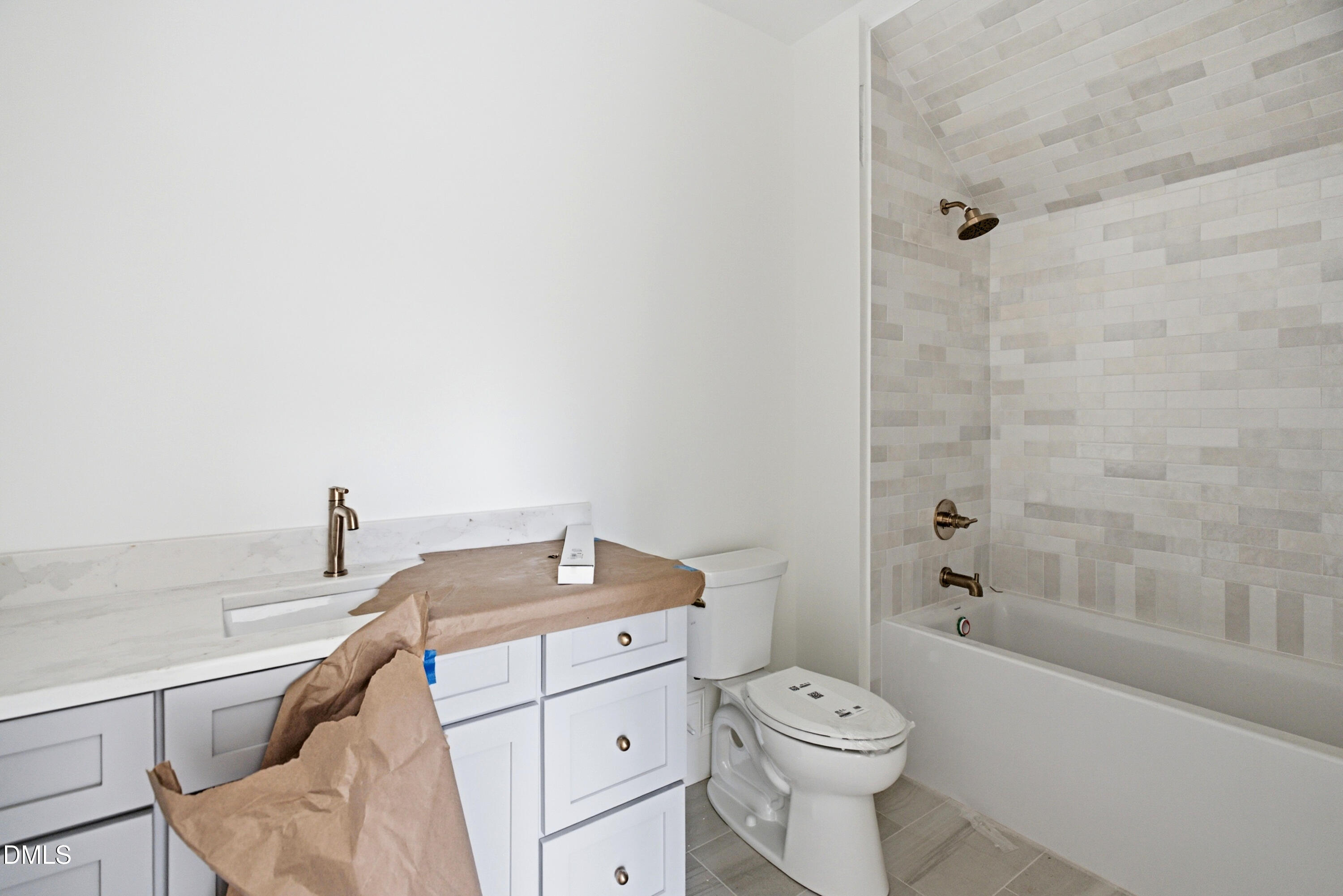3438 Leonard Street Property Photo 53
