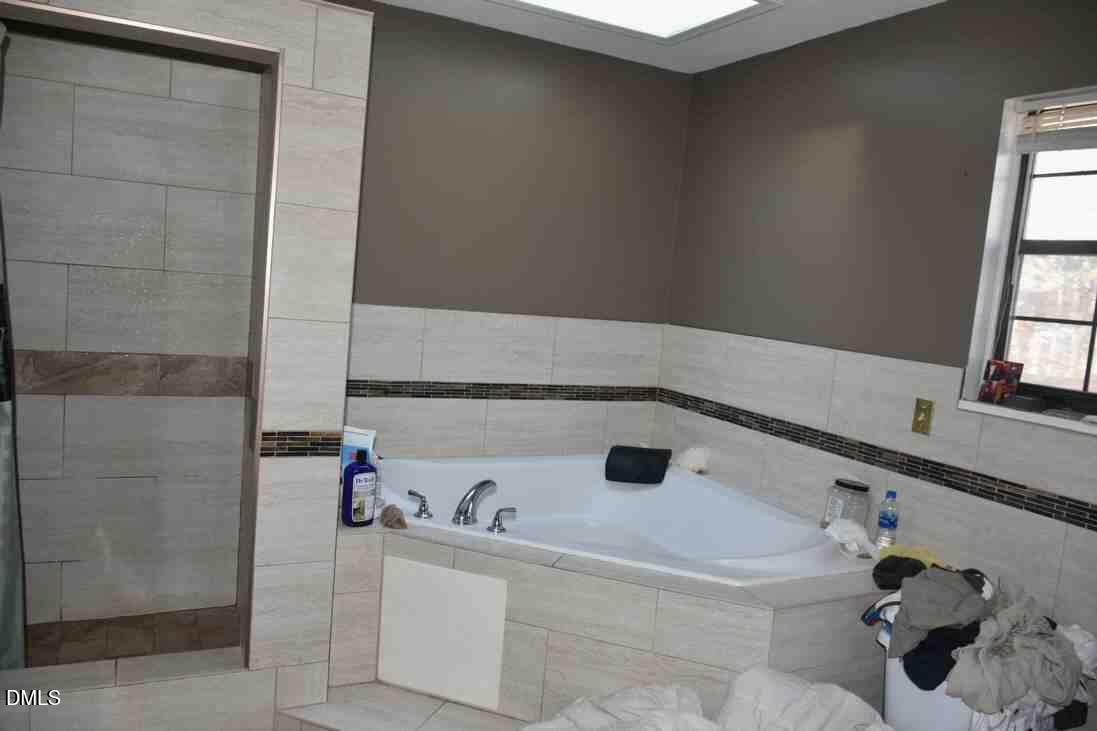 8 Shropshire Place Property Photo 9