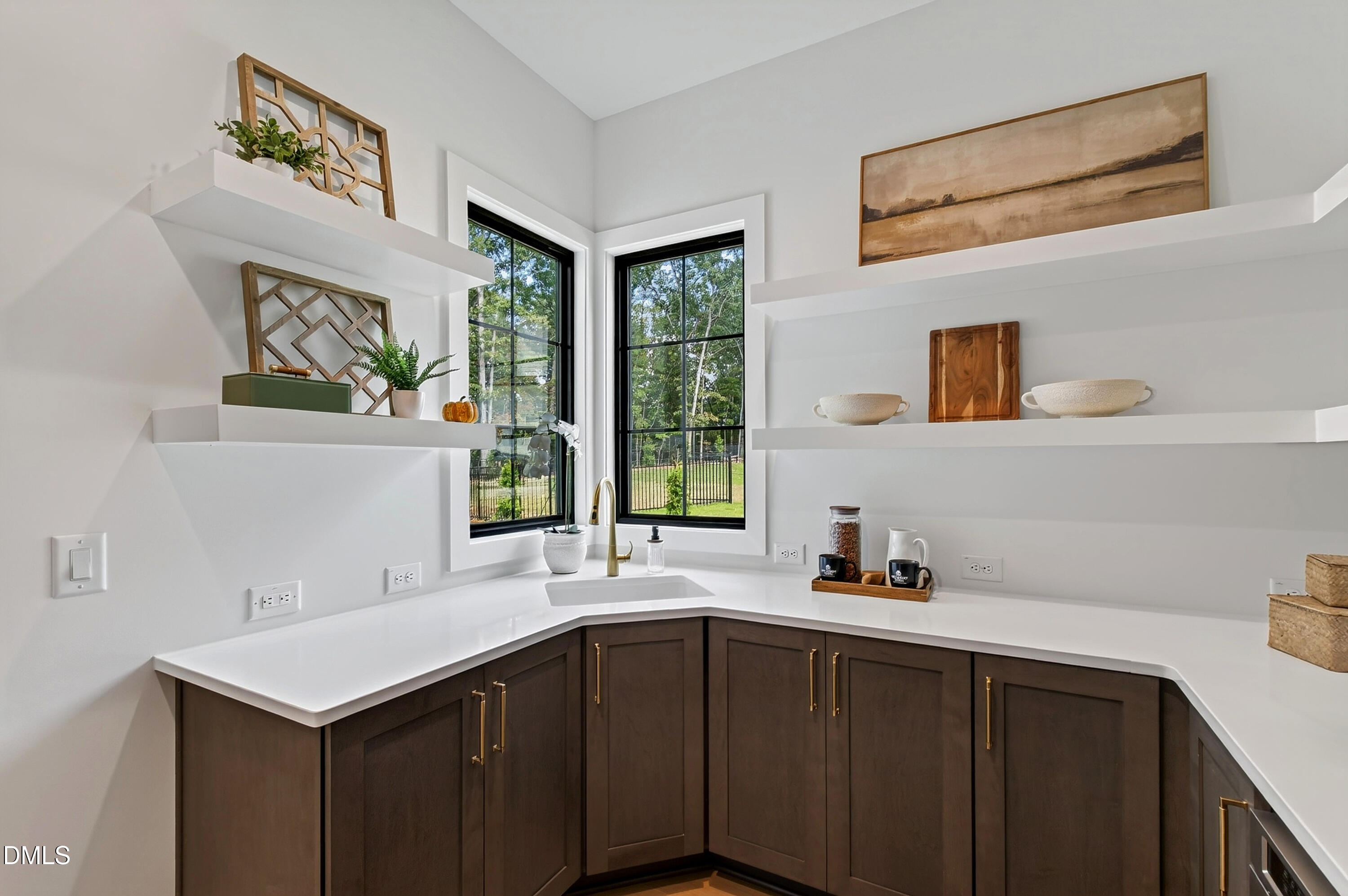 5904 Leone Pride Circle Property Photo 11