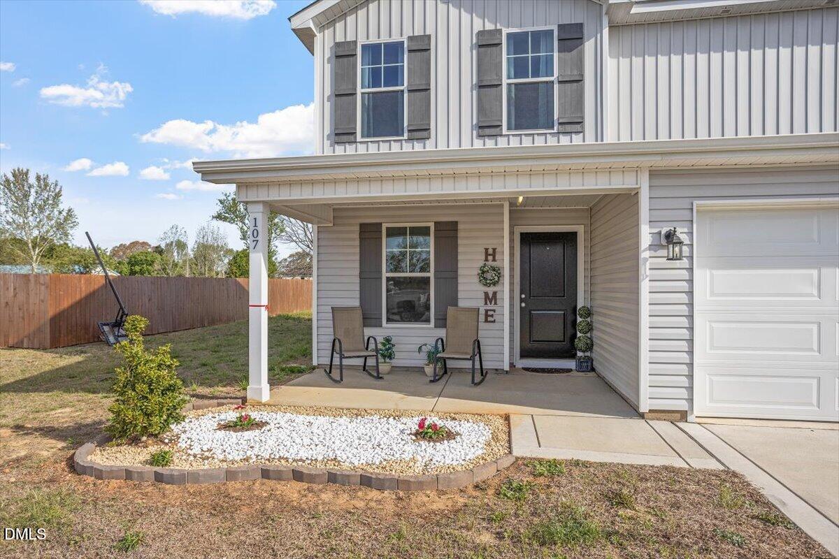107 Alderman Court Property Photo 6