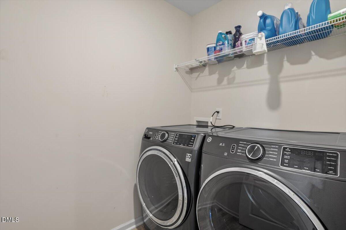 107 Alderman Court Property Photo 39