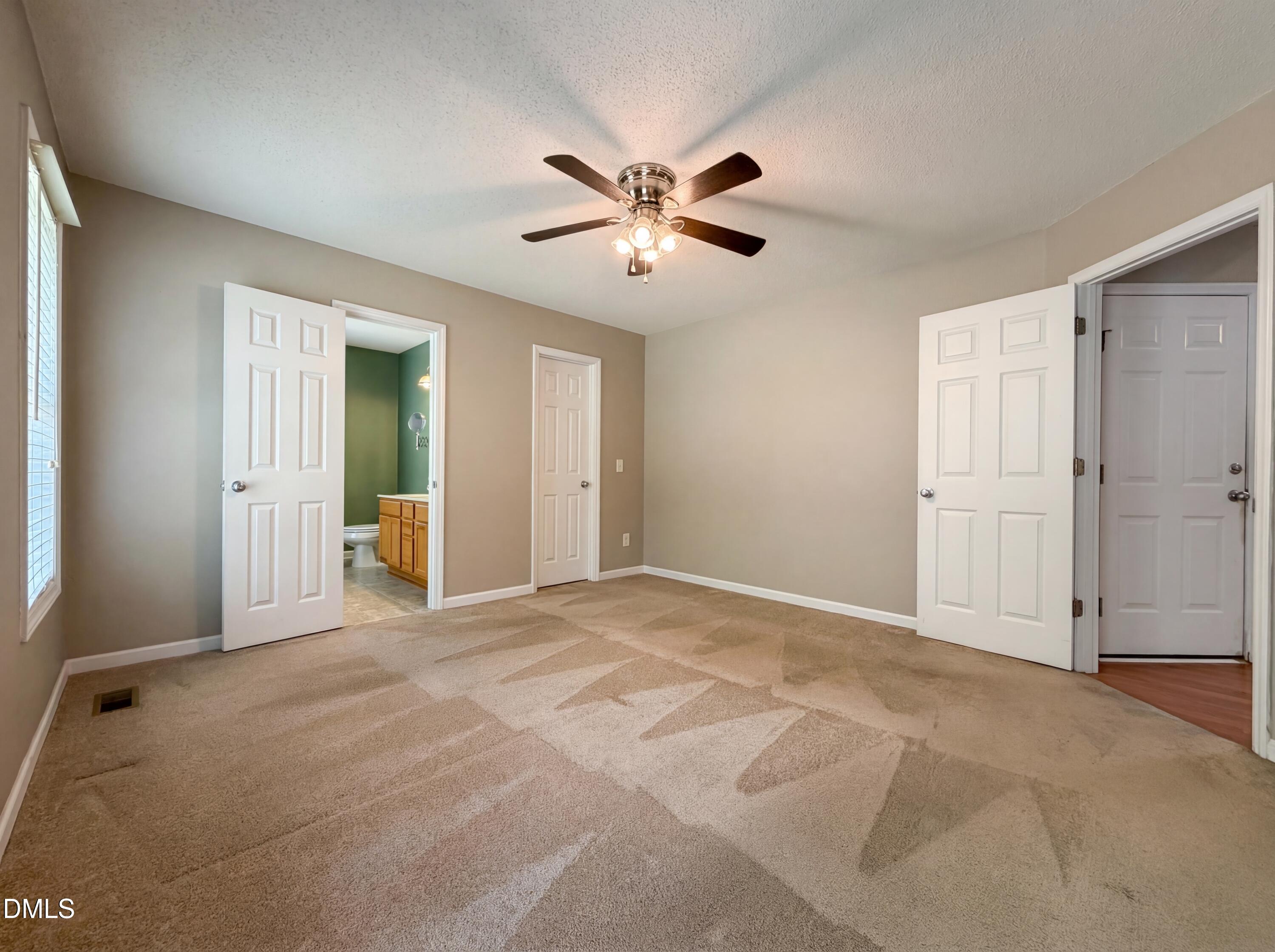 2037 Fairview Lane Property Photo 4