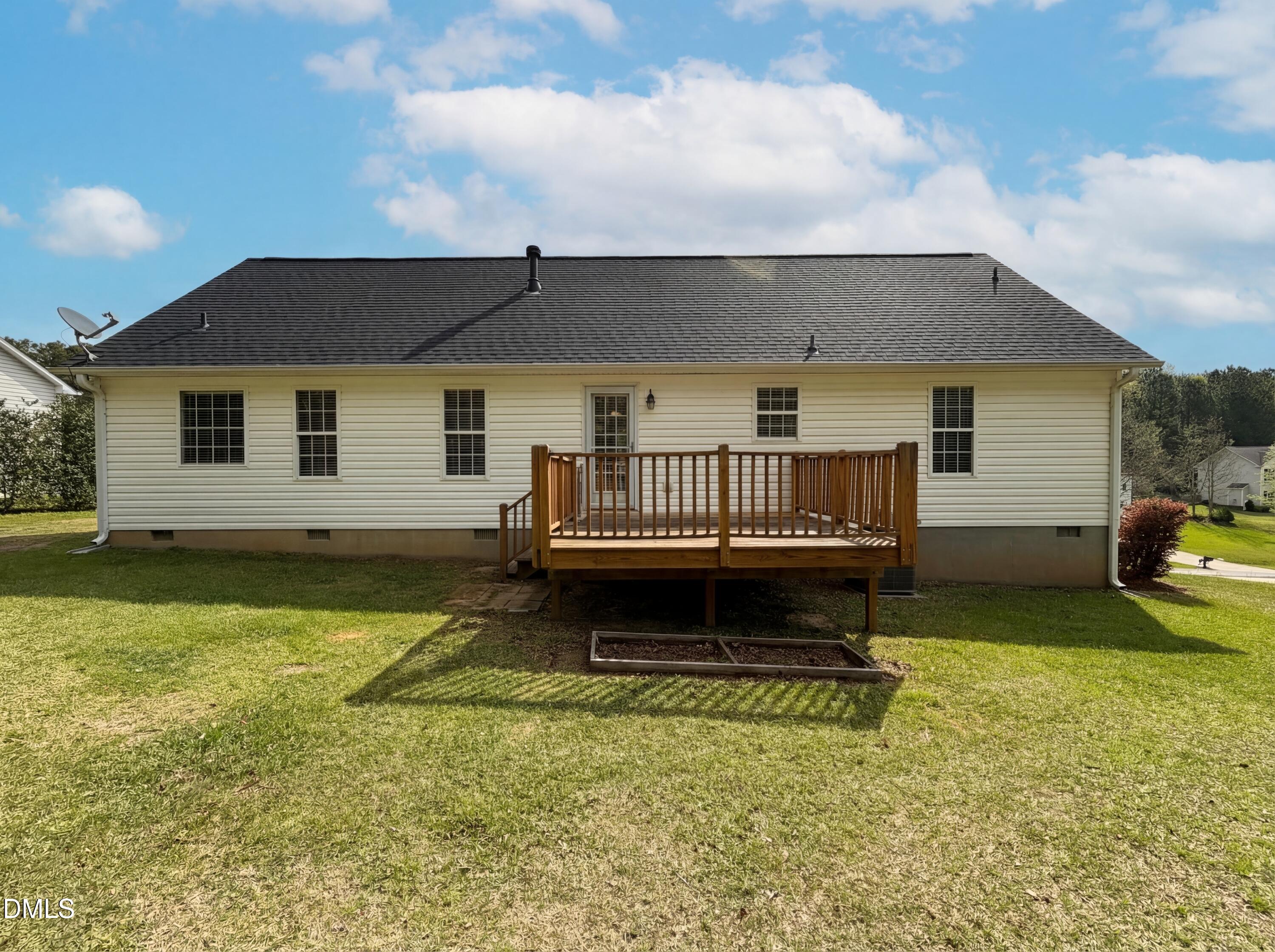2037 Fairview Lane Property Photo 5