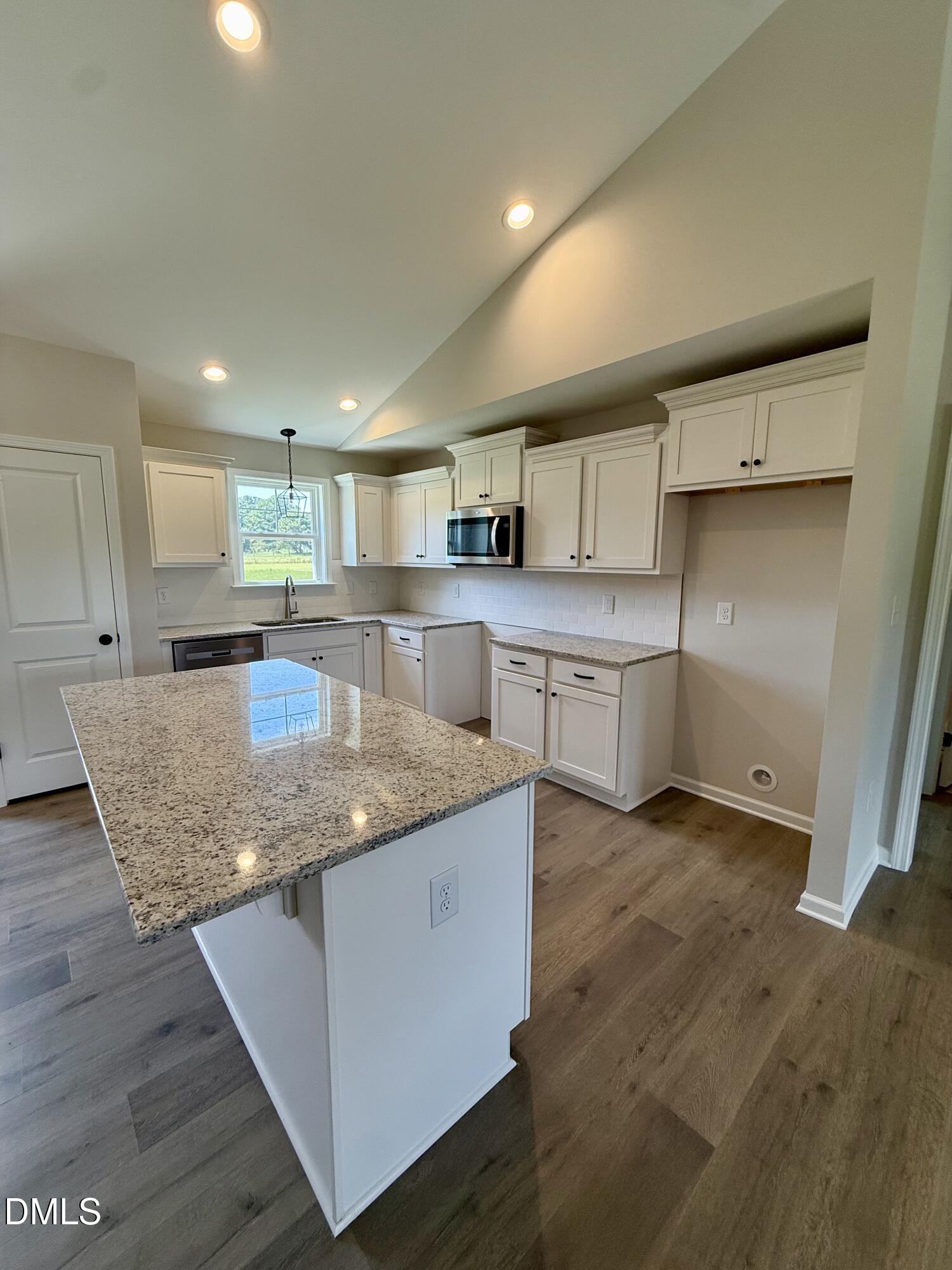 19 N Movado Trail Property Photo 6
