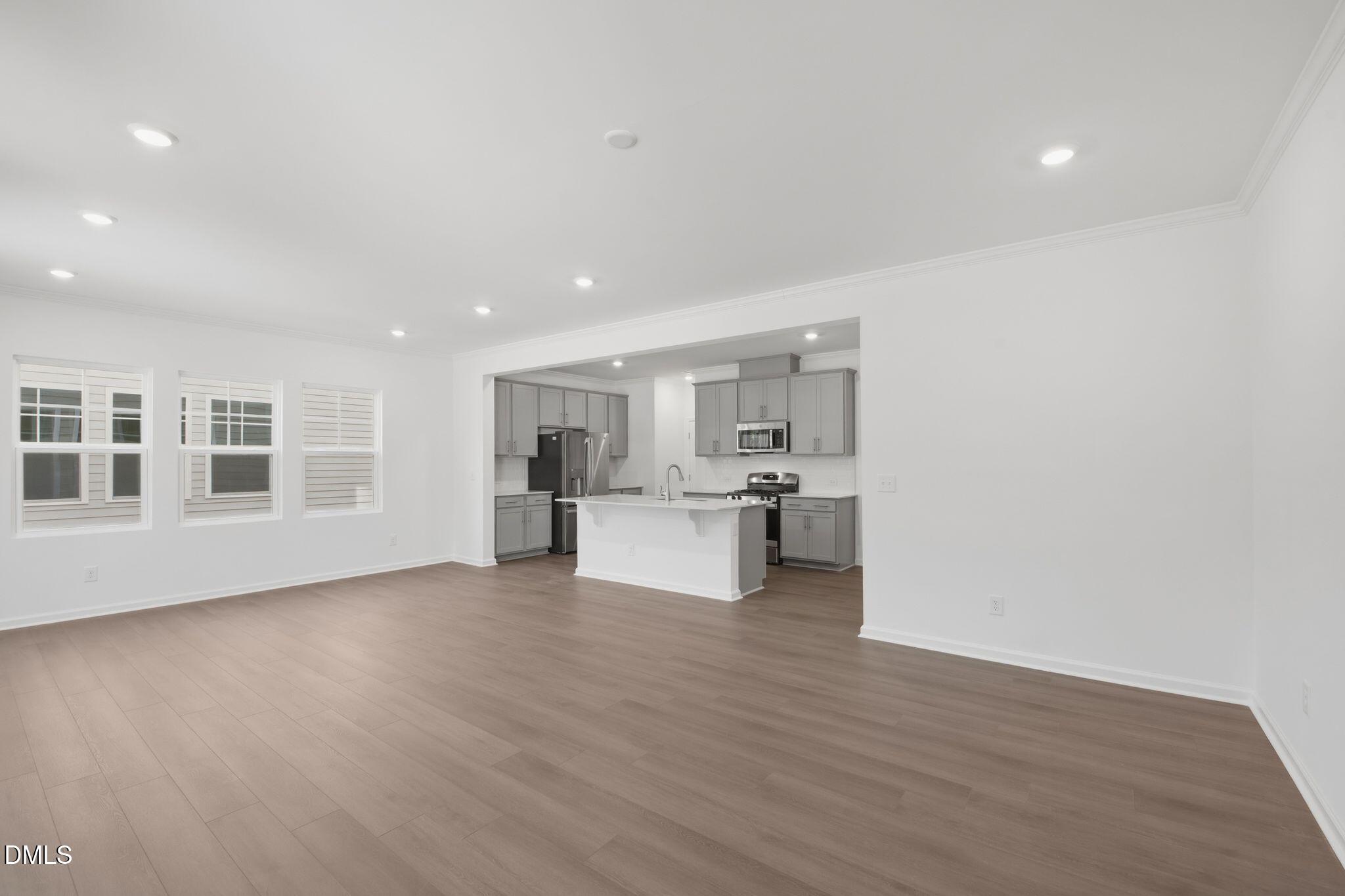1212 Constellation Circle Property Photo 5