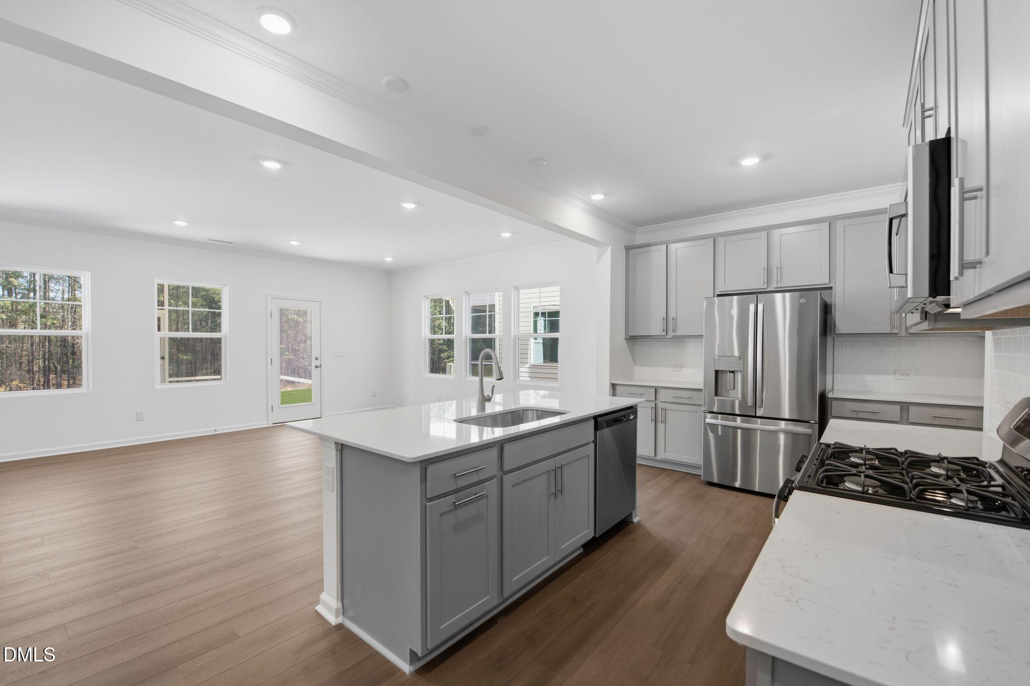 1212 Constellation Circle Property Photo 8