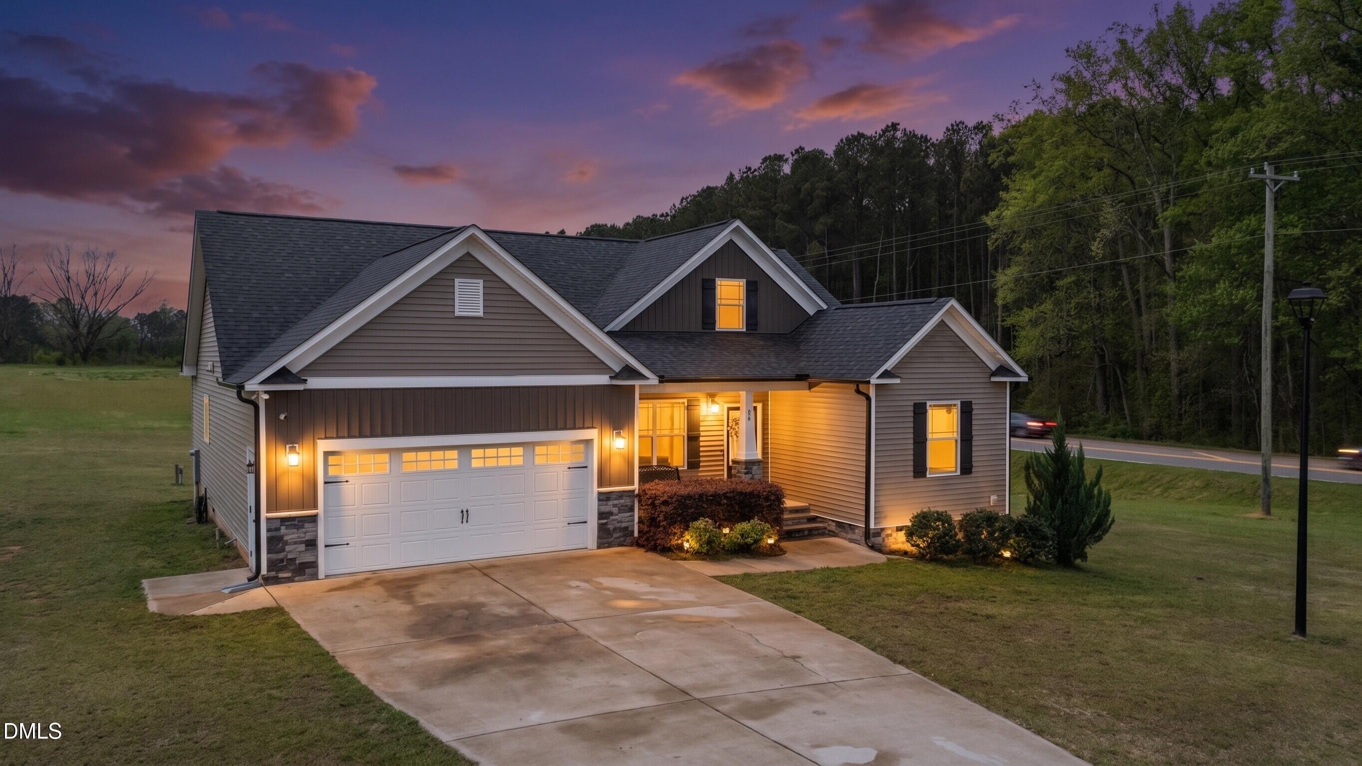 24 Carolina Landing Drive Property Photo 2