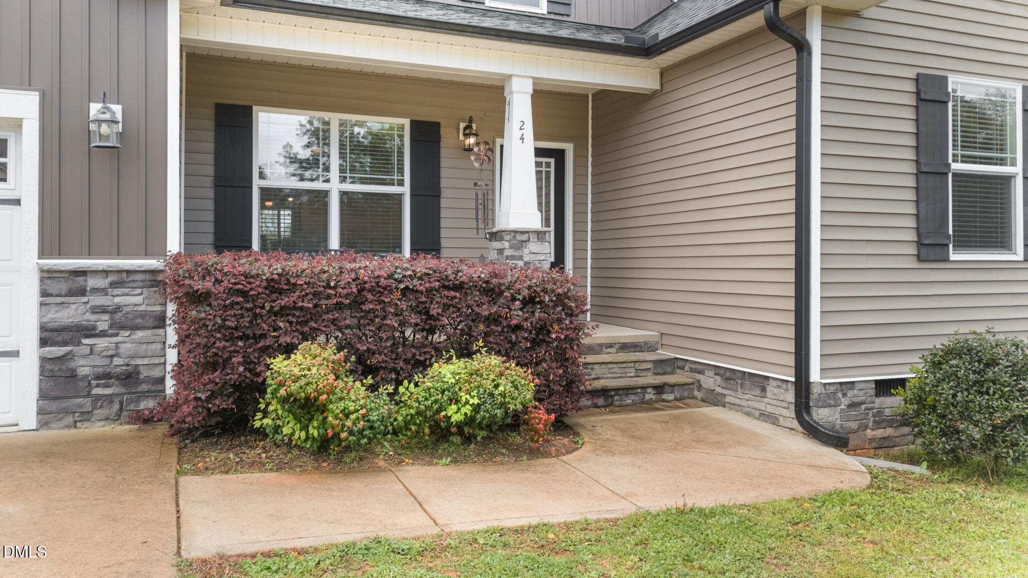 24 Carolina Landing Drive Property Photo 8