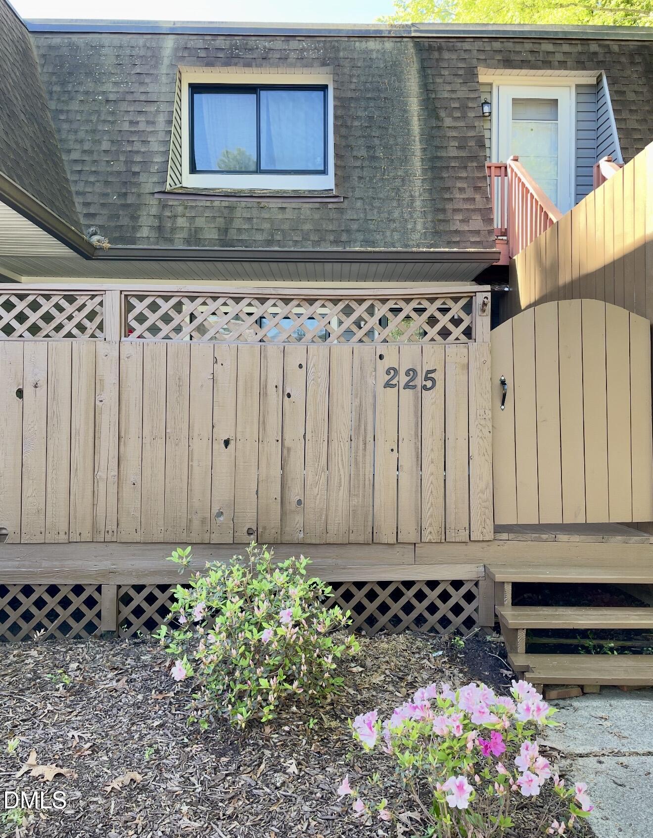 225 Summerwalk Circle Property Photo 15