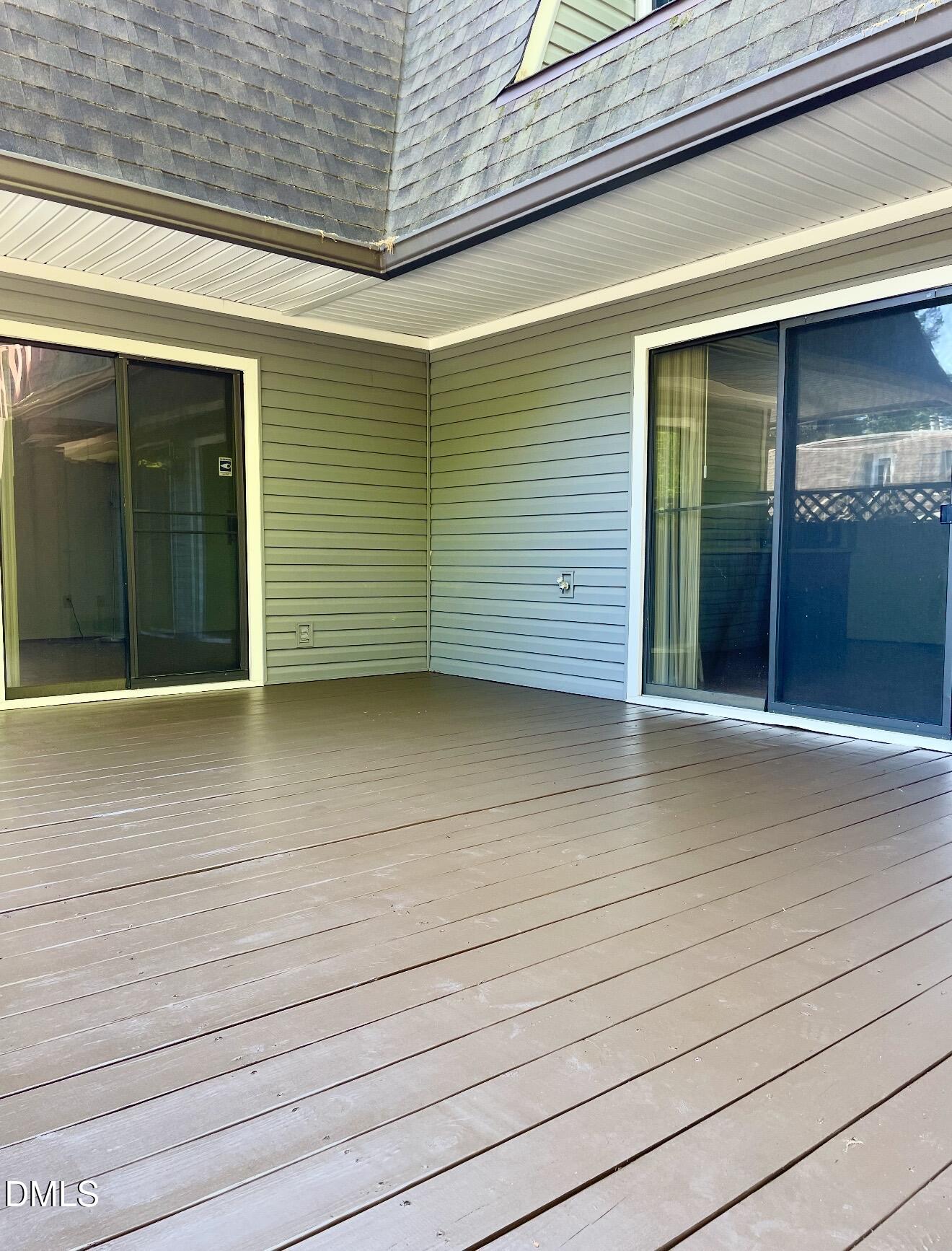 225 Summerwalk Circle Property Photo 17