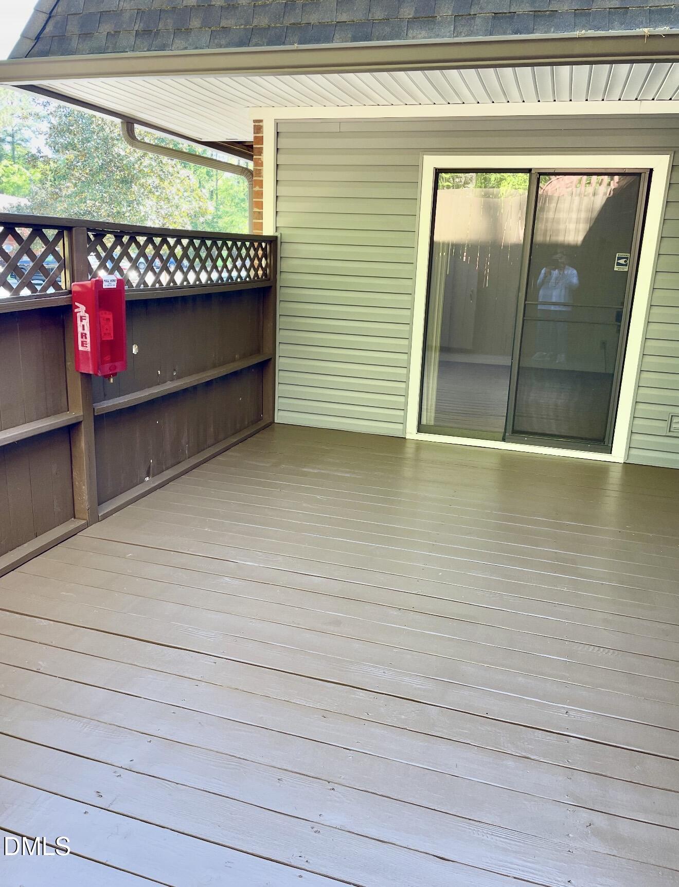 225 Summerwalk Circle Property Photo 18