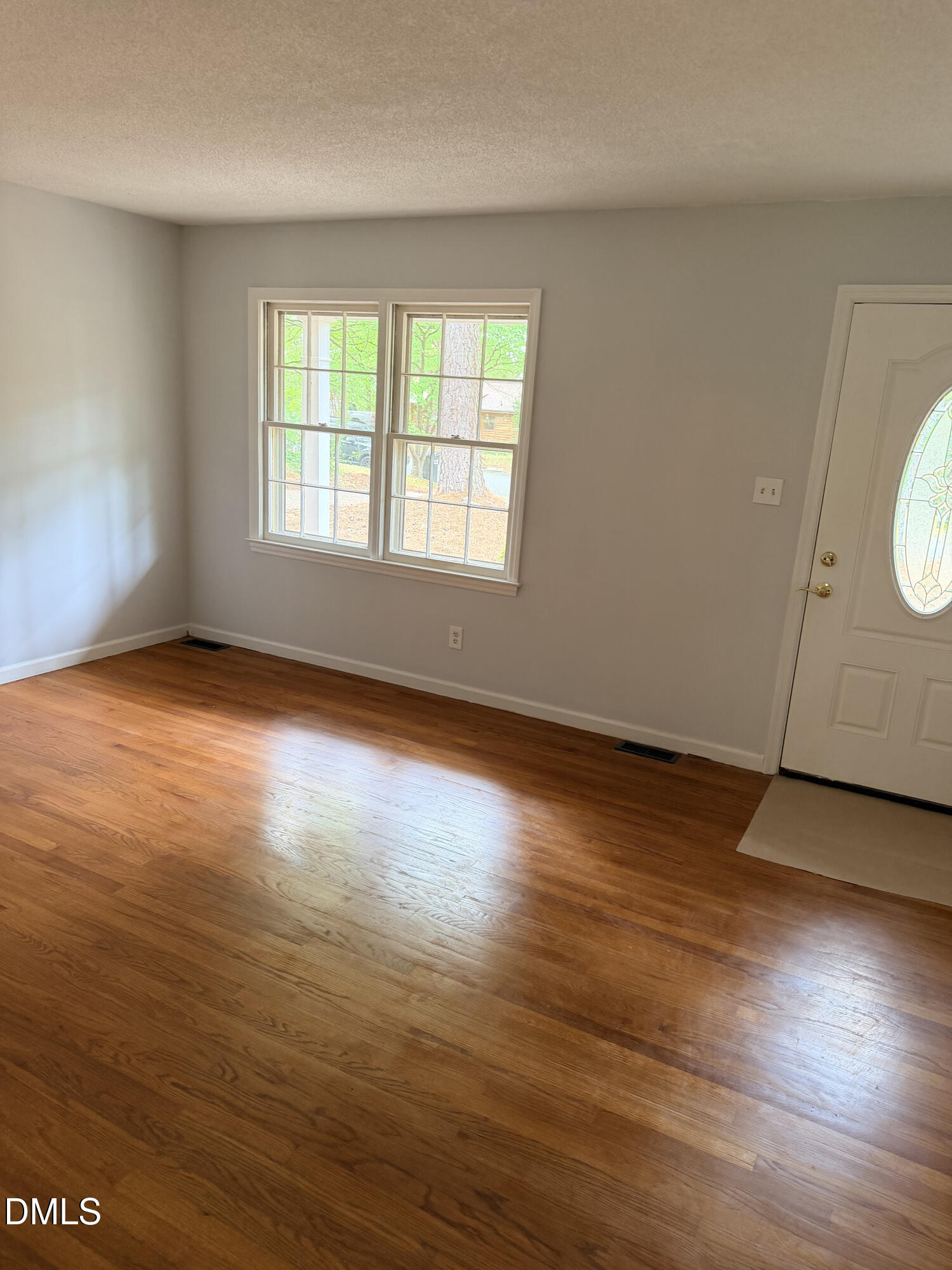 4324 Woodlawn Drive Property Photo 10