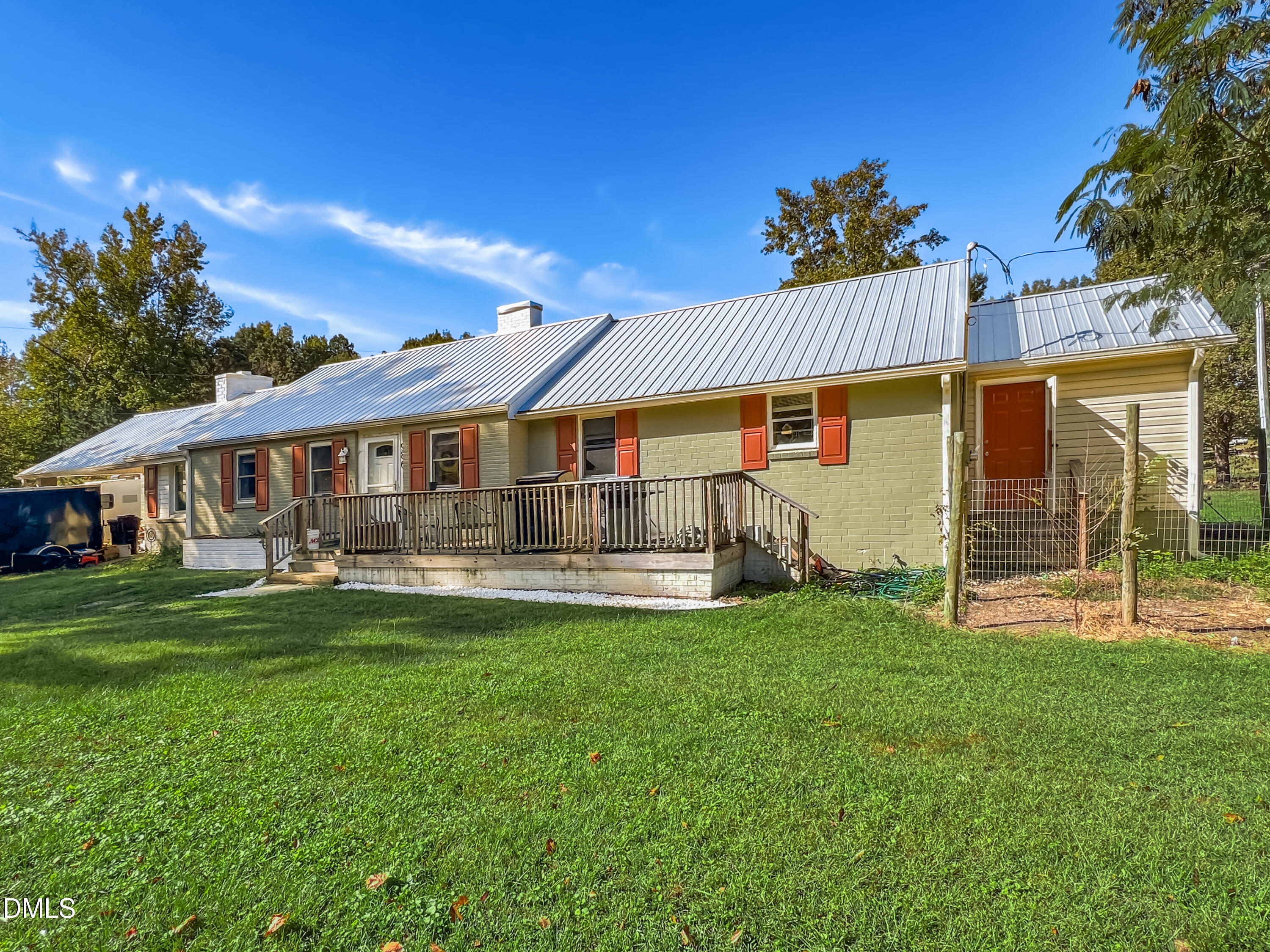 986 N Chavis Road Property Photo 1
