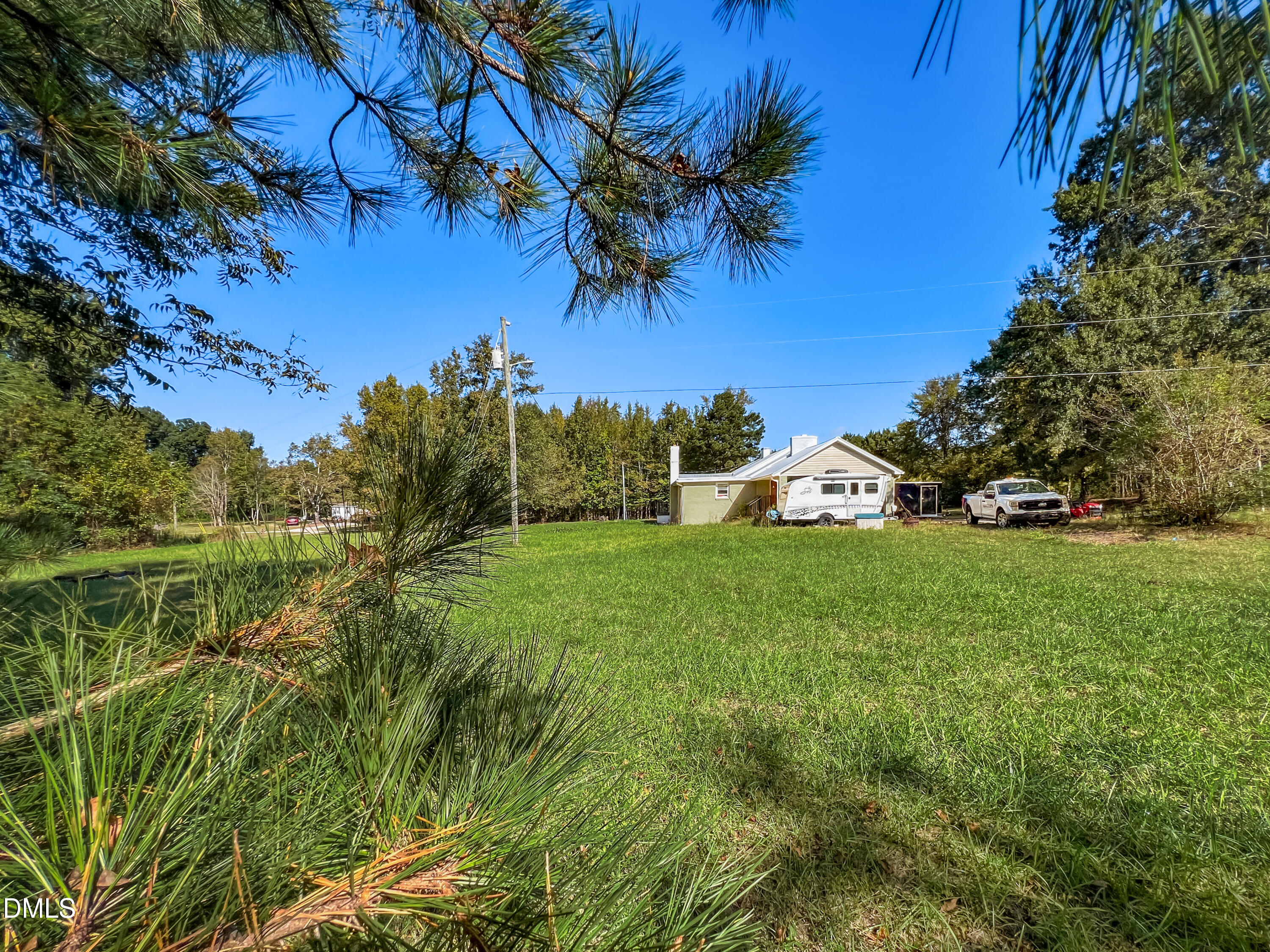 986 N Chavis Road Property Photo 5
