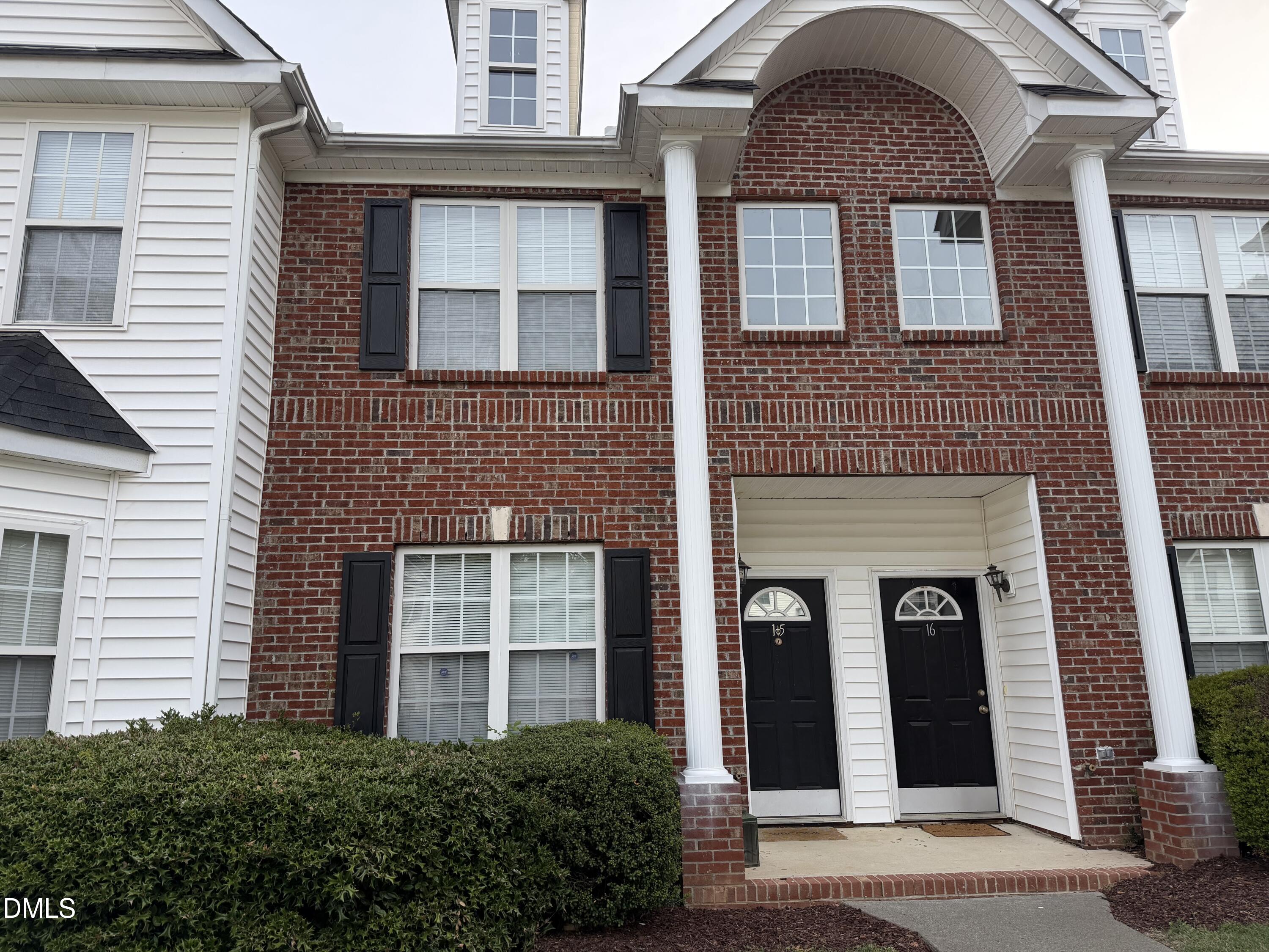 15 Moorefield Court Property Photo 2