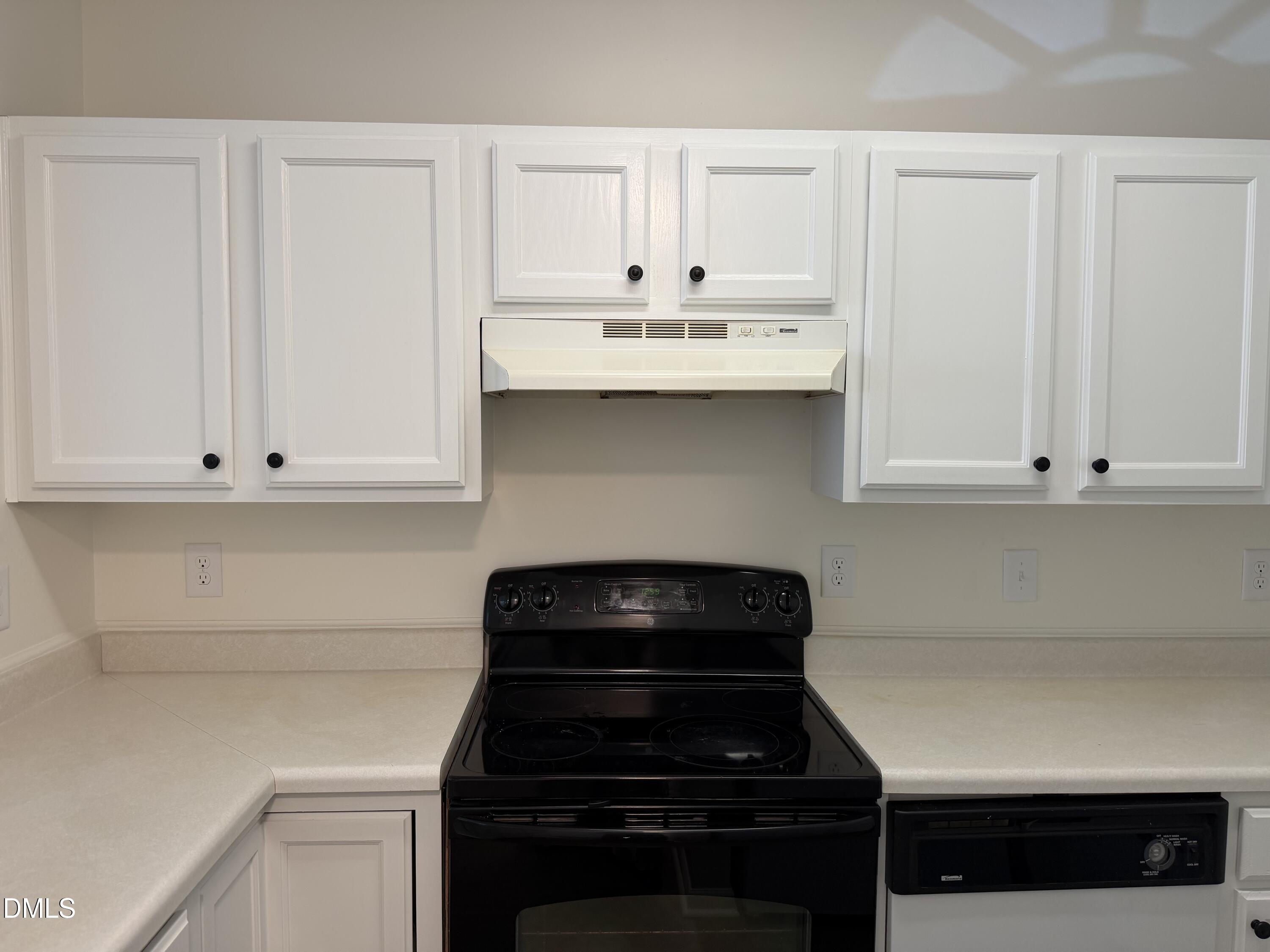 15 Moorefield Court Property Photo 8