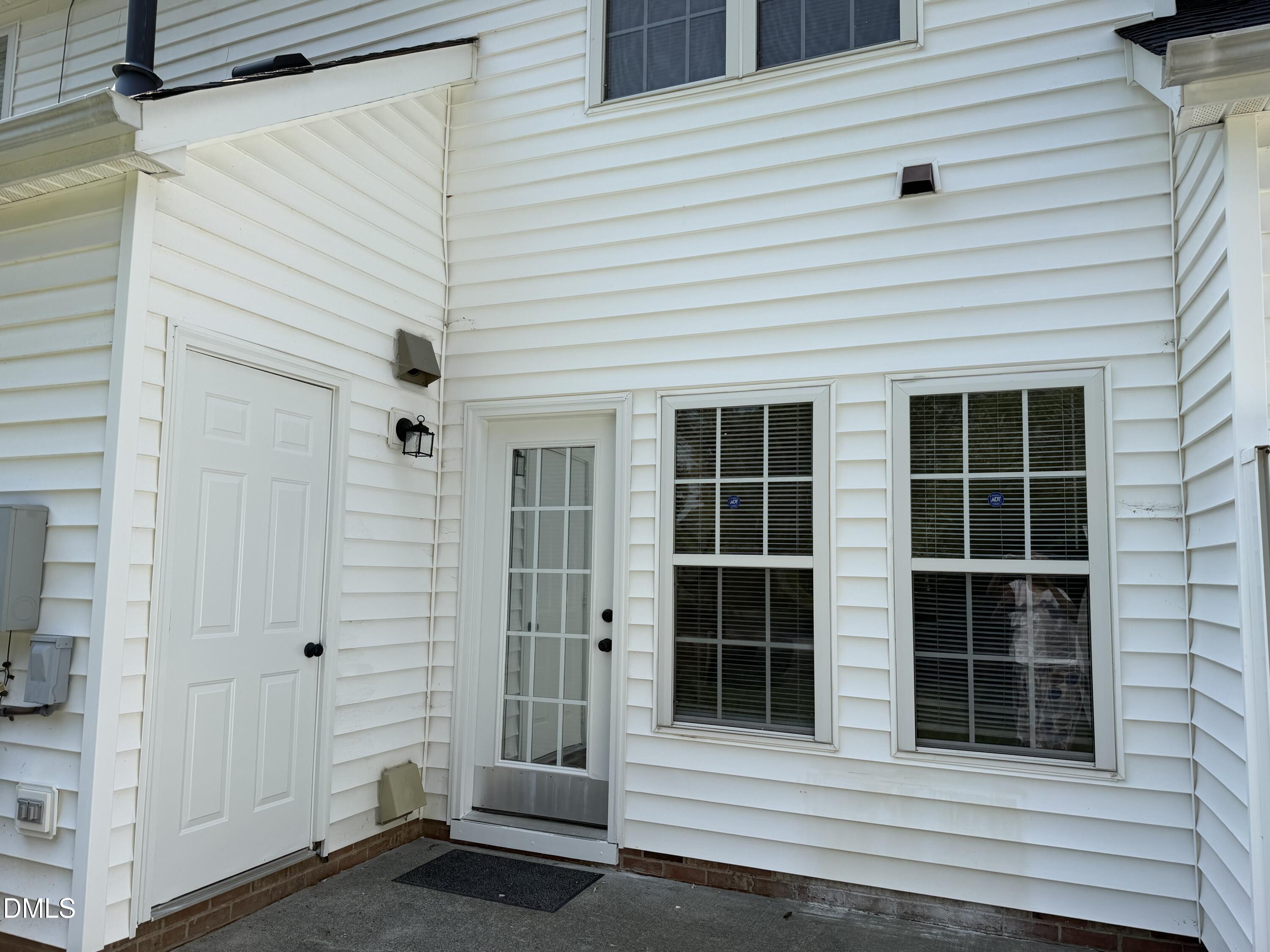 15 Moorefield Court Property Photo 28