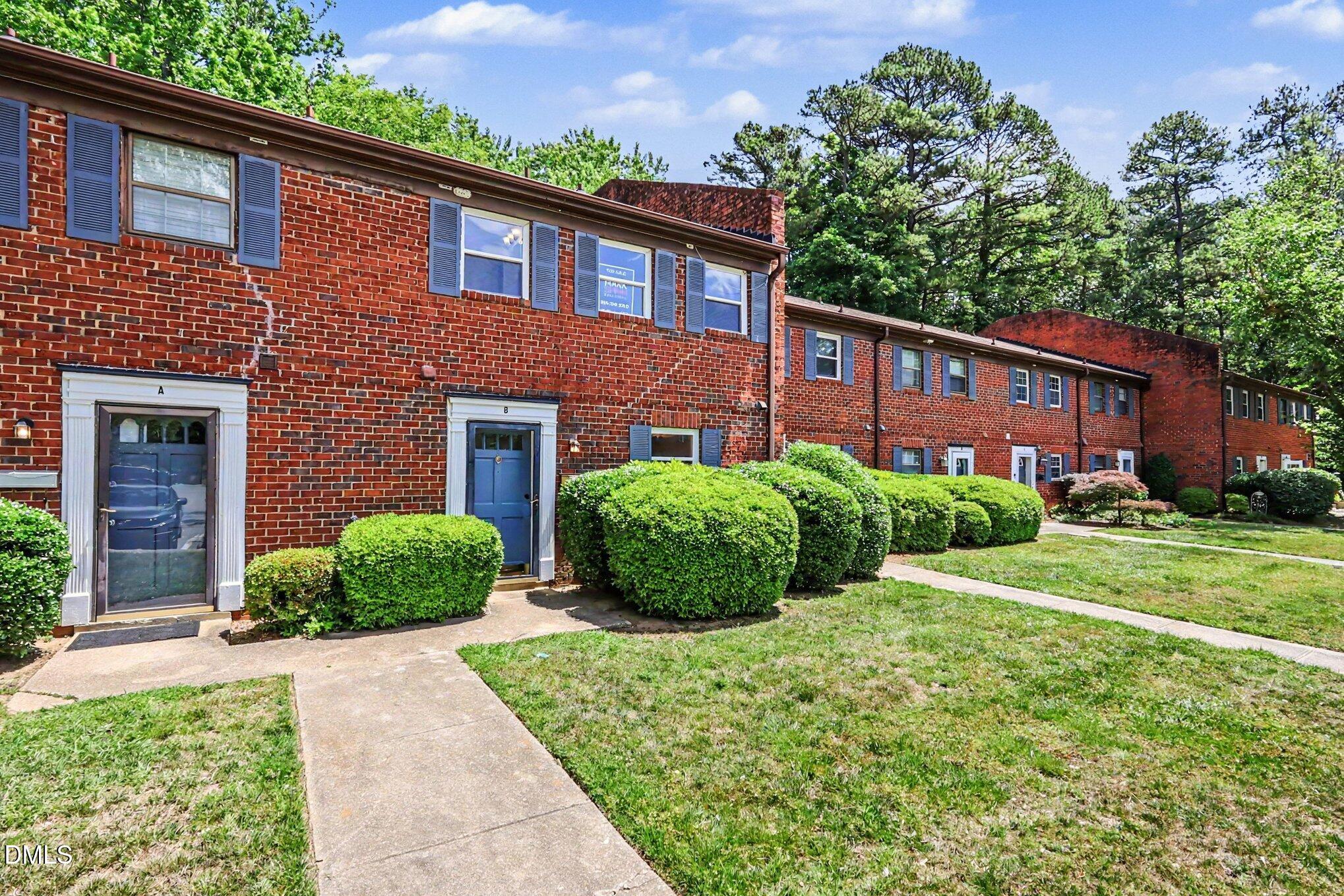 1220 Manassas Court Apt B Property Photo 2