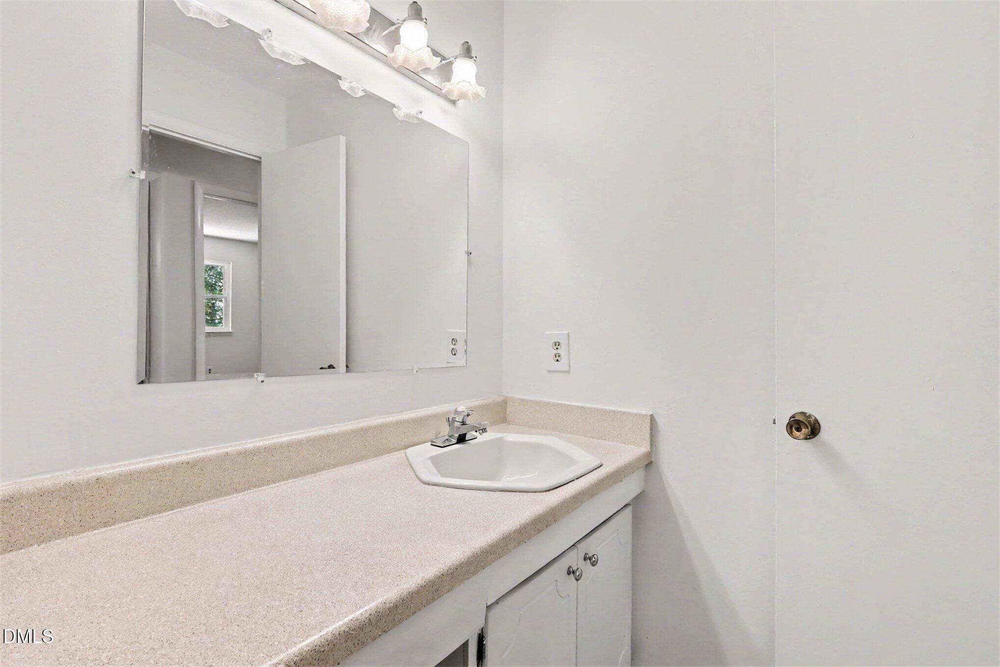 1220 Manassas Court Apt B Property Photo 23