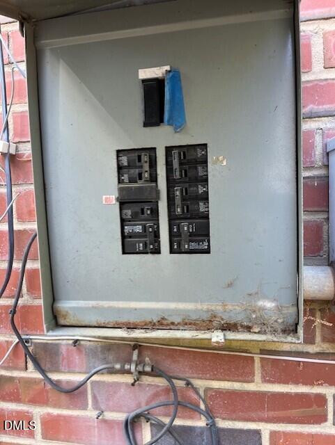 409 Edward Street Property Photo 25