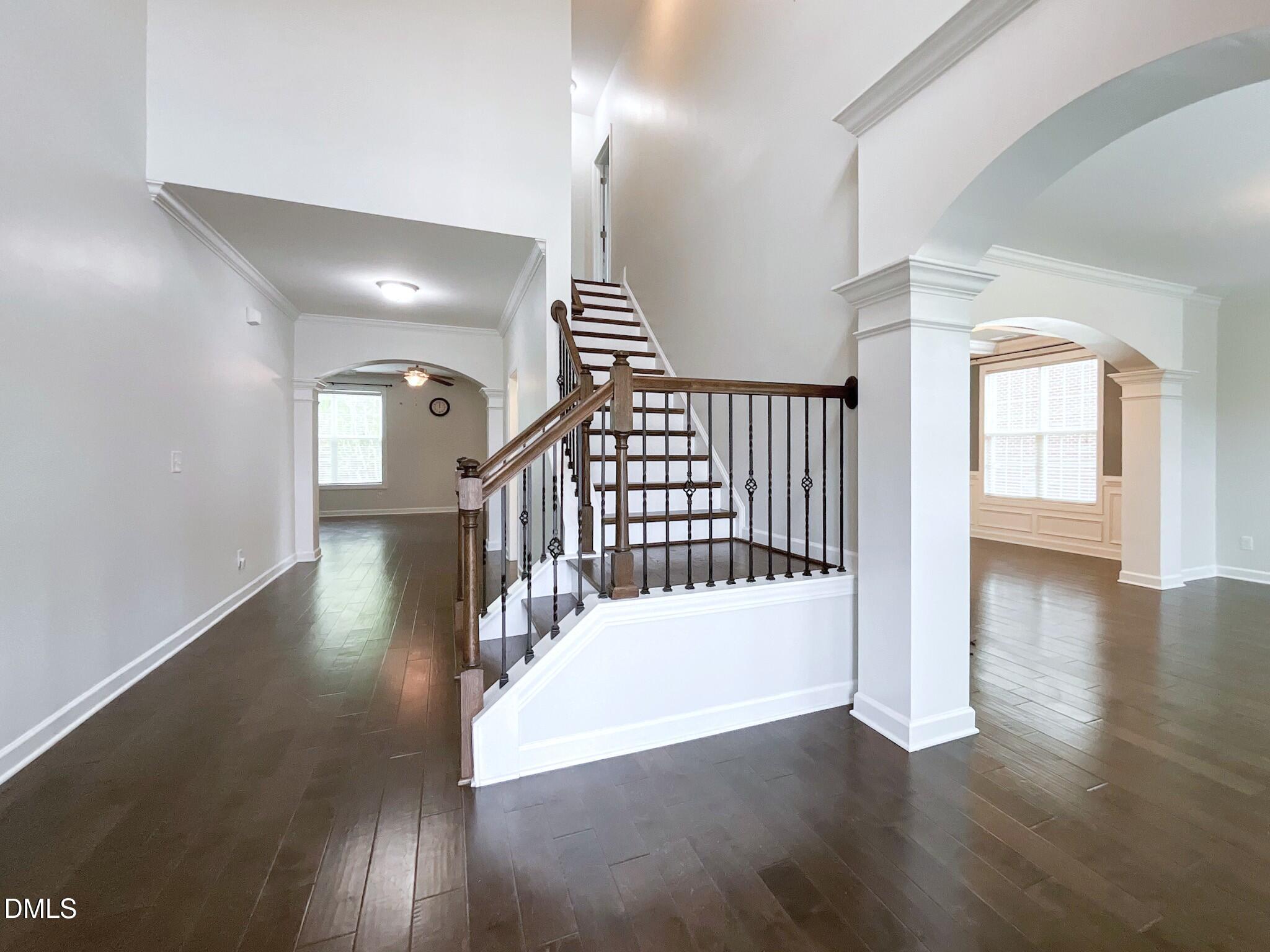 352 Tayside Street Property Photo 6