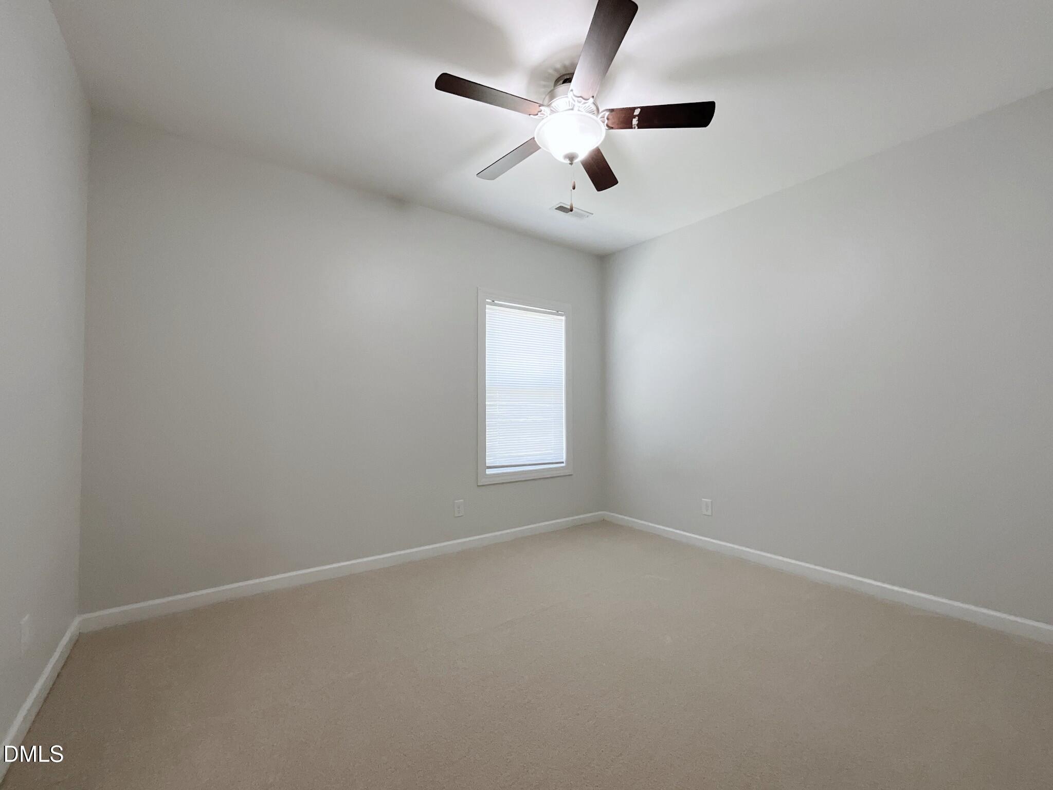 352 Tayside Street Property Photo 28
