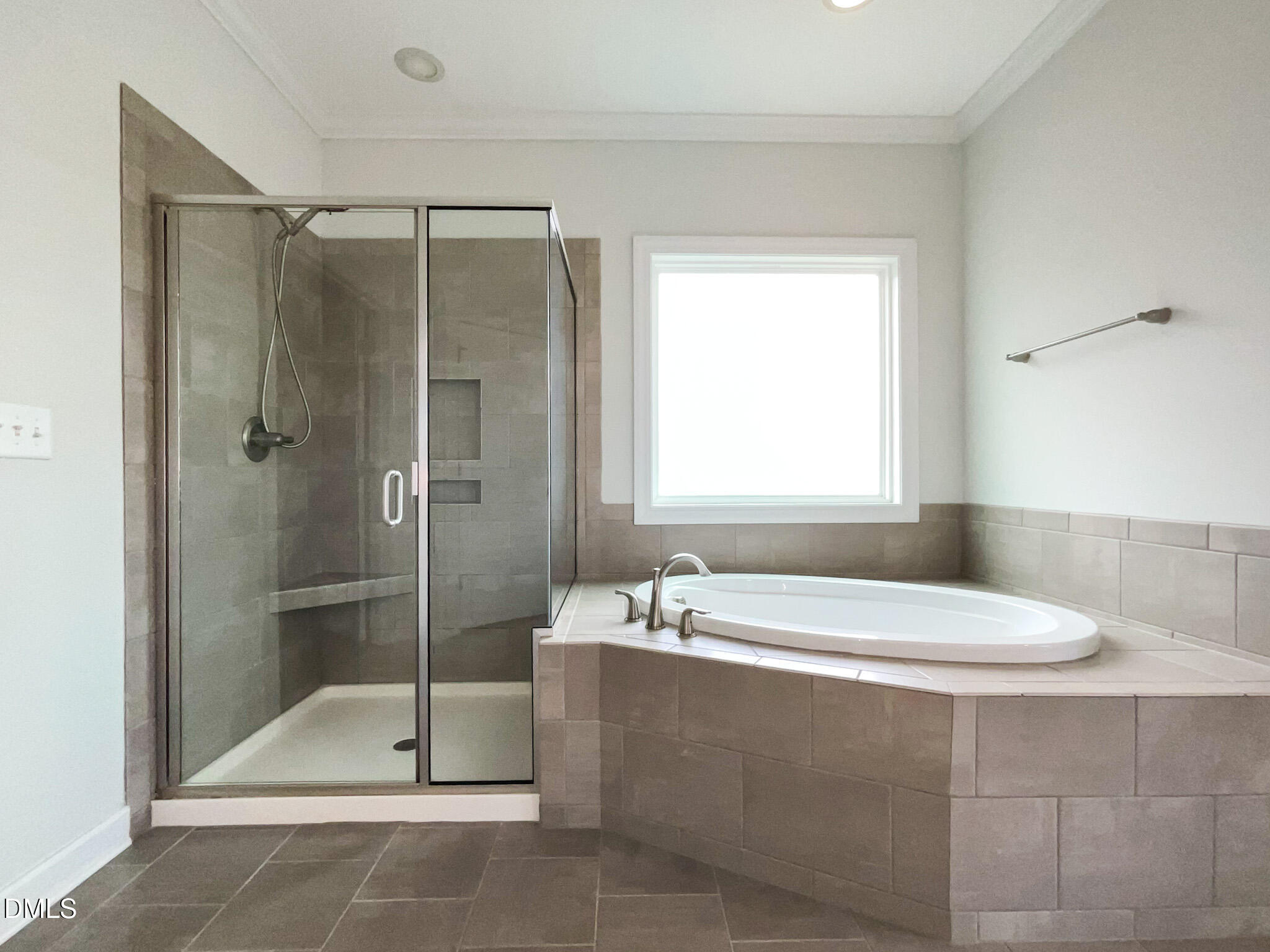 352 Tayside Street Property Photo 41