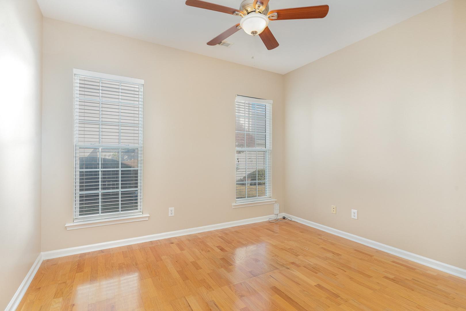 1621 October Road Property Photo 4
