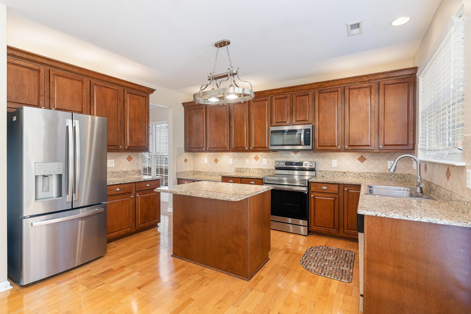 1621 October Road Property Photo 8