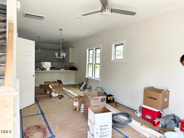 818a Carter Avenue Property Photo 5