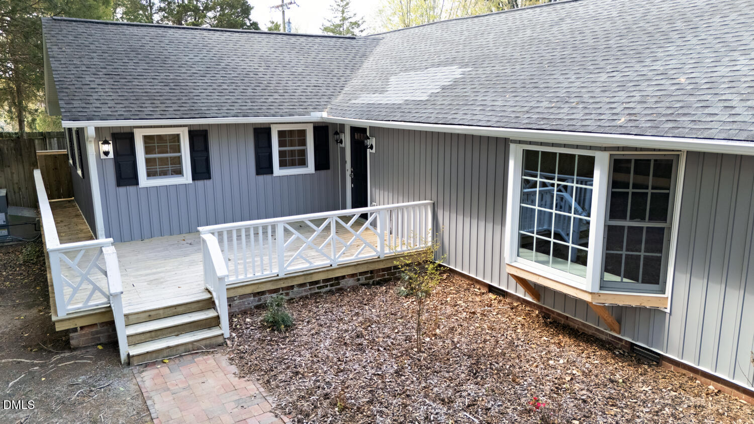 2234 Saddle Club Road Property Photo 4