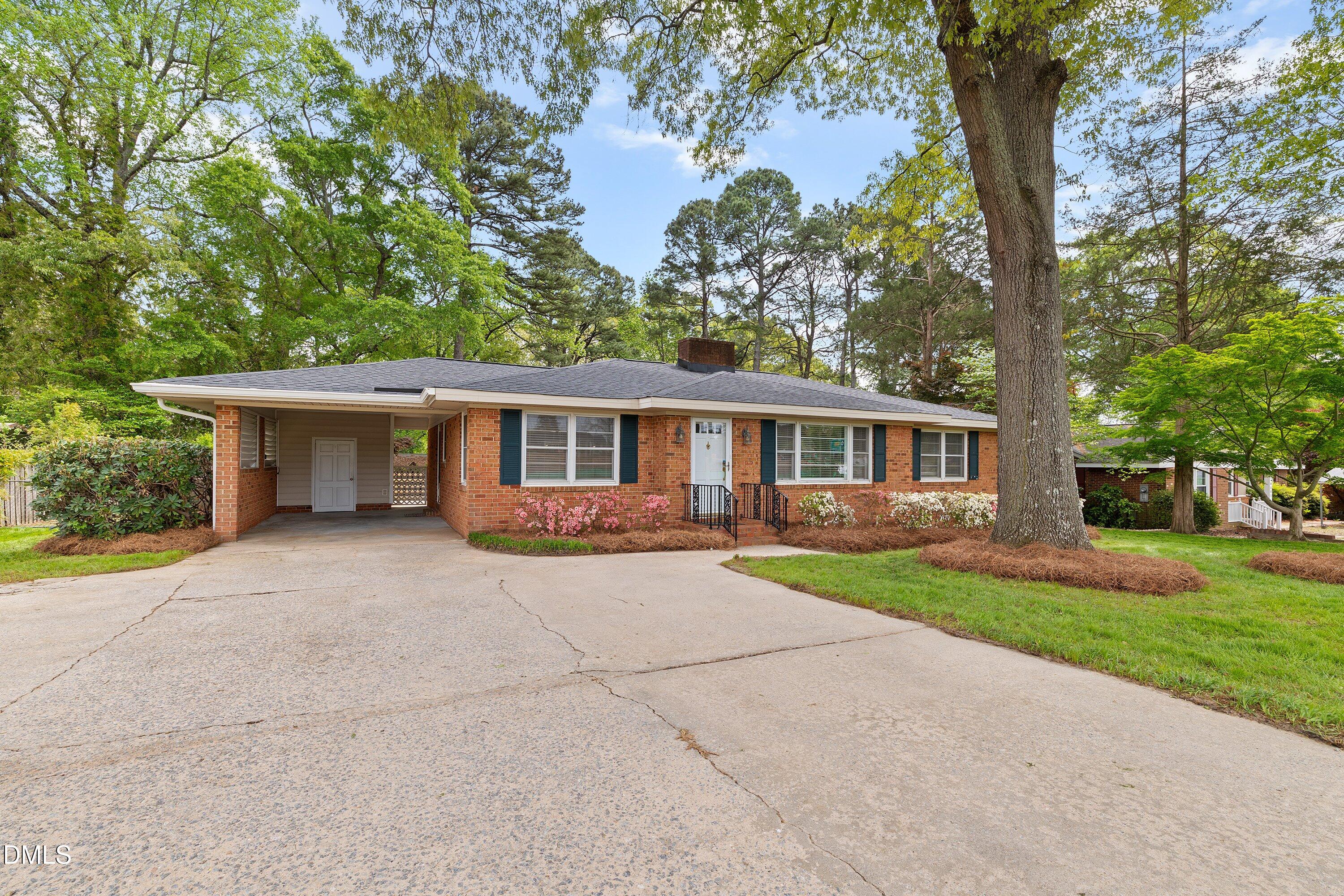 8413 Fayetteville Road Property Photo 5