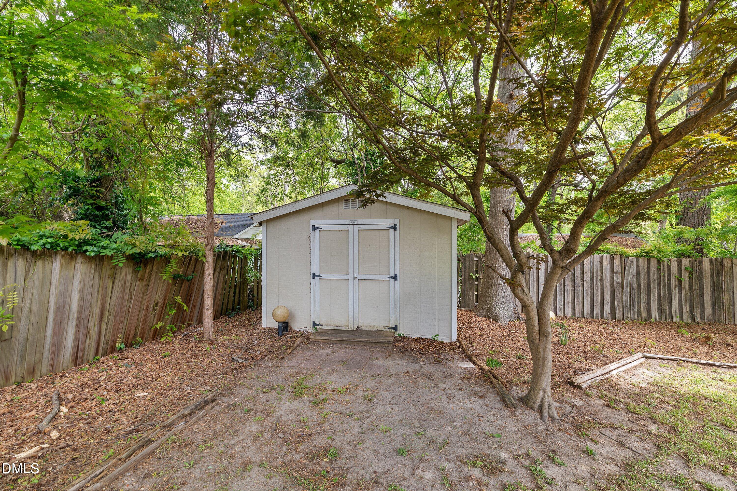 8413 Fayetteville Road Property Photo 33
