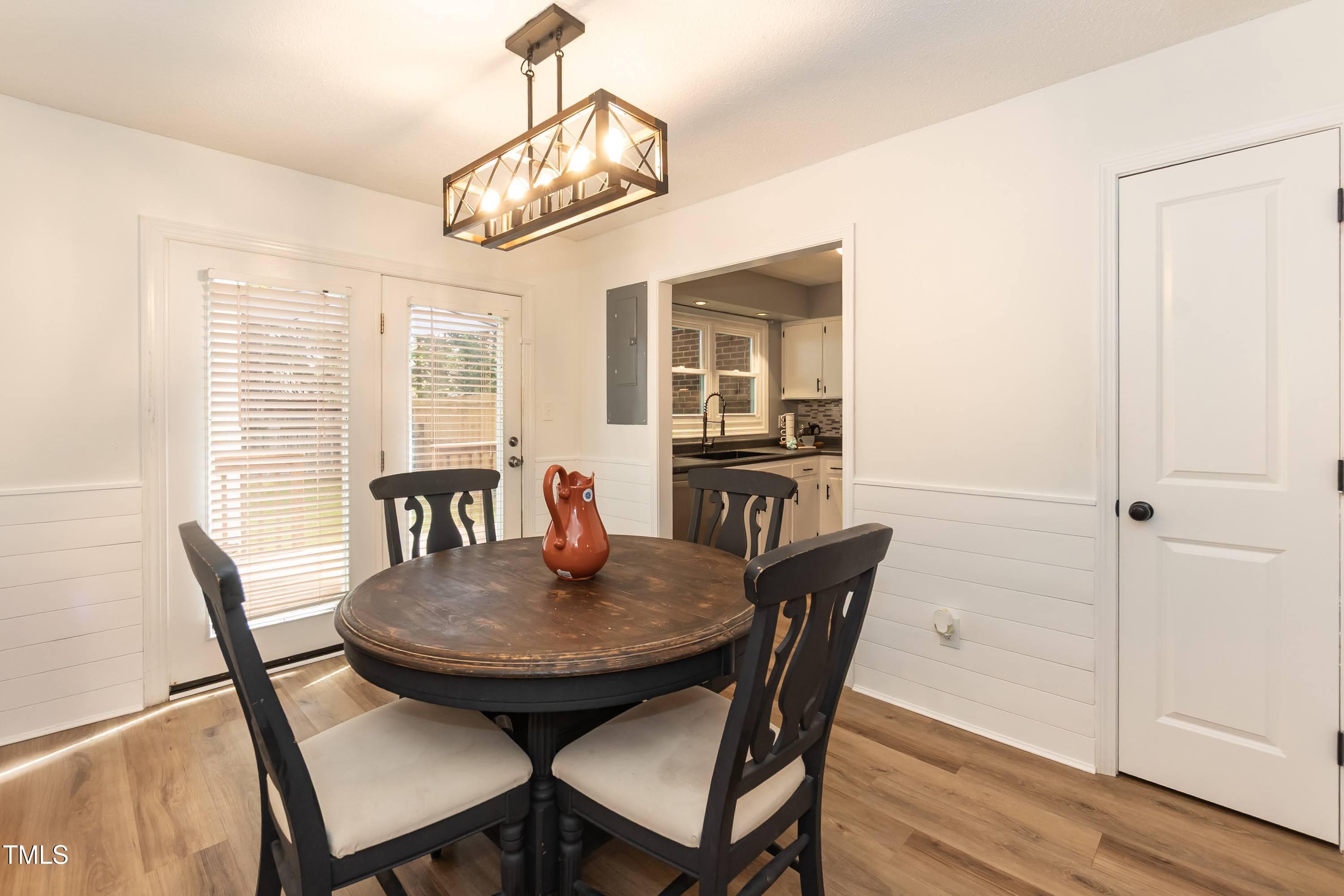 1107 Collington Drive Property Photo 8