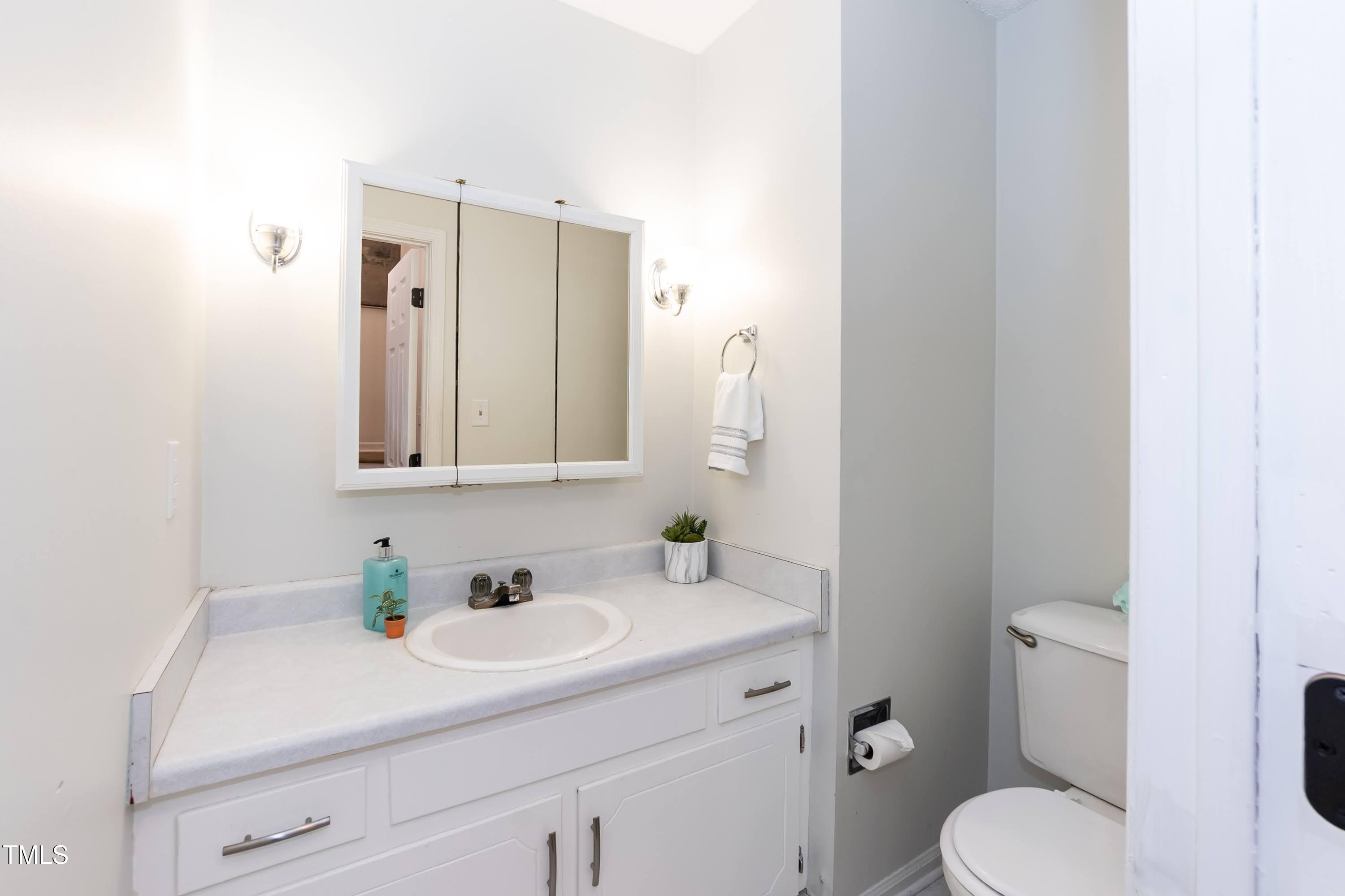1107 Collington Drive Property Photo 13