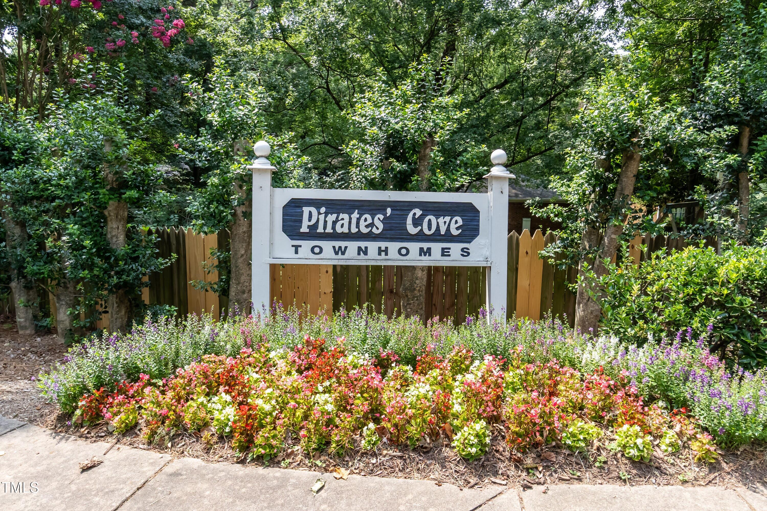 1107 Collington Drive Property Photo 28