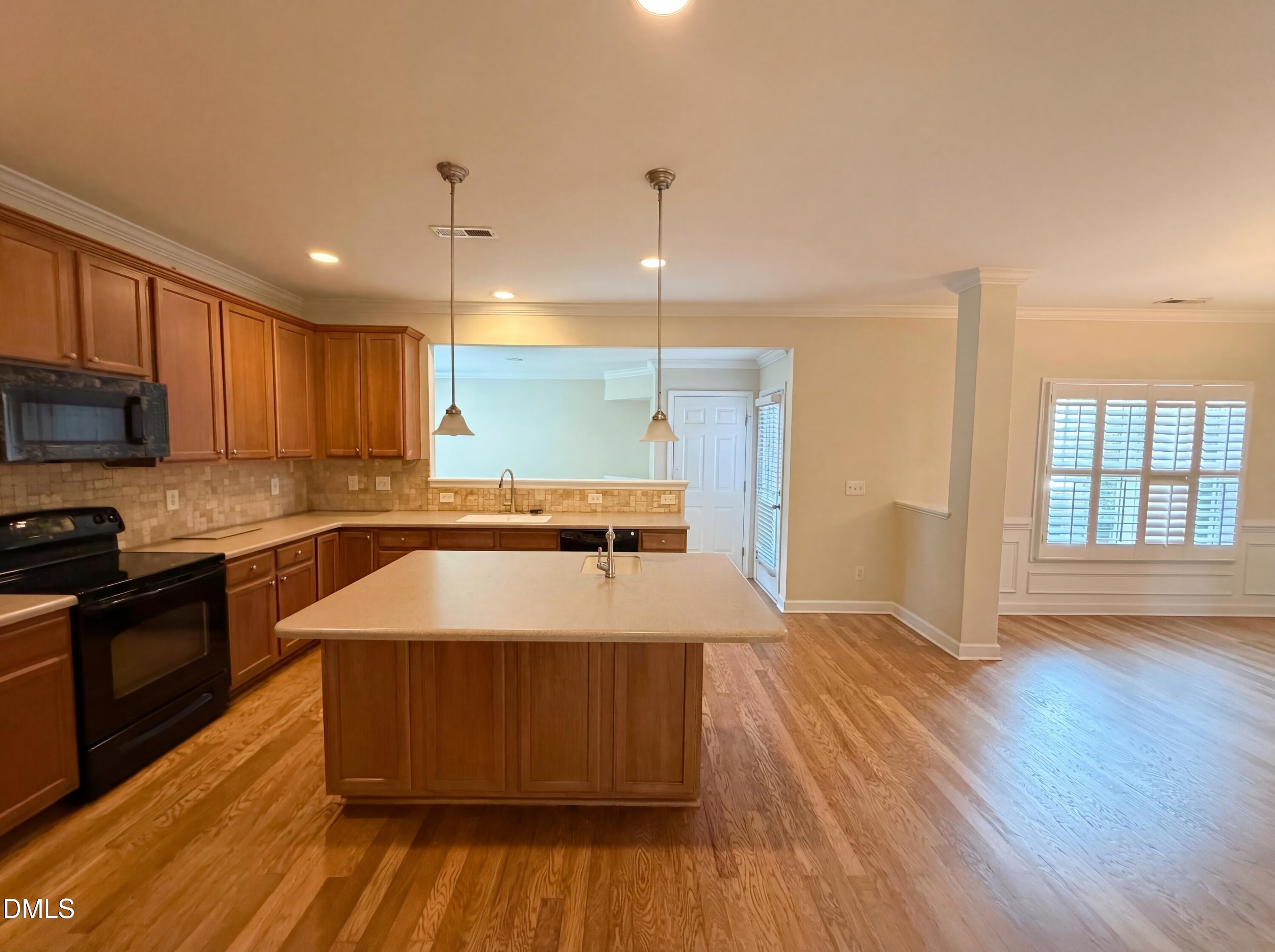 720 Keystone Park Drive Property Photo 4