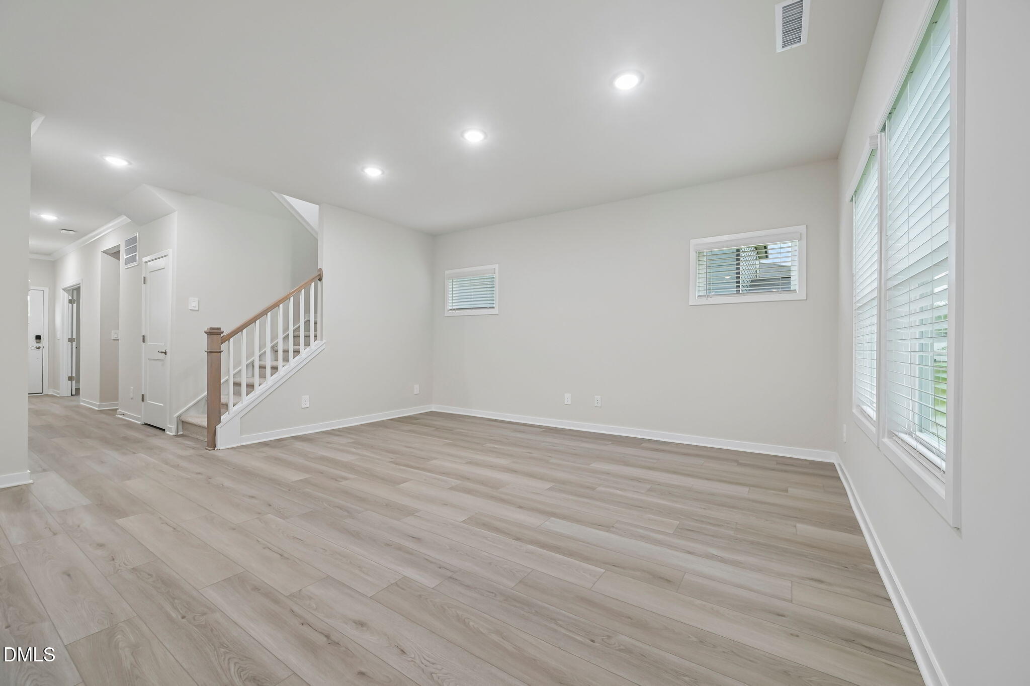 424 Southland Drive Property Photo 8