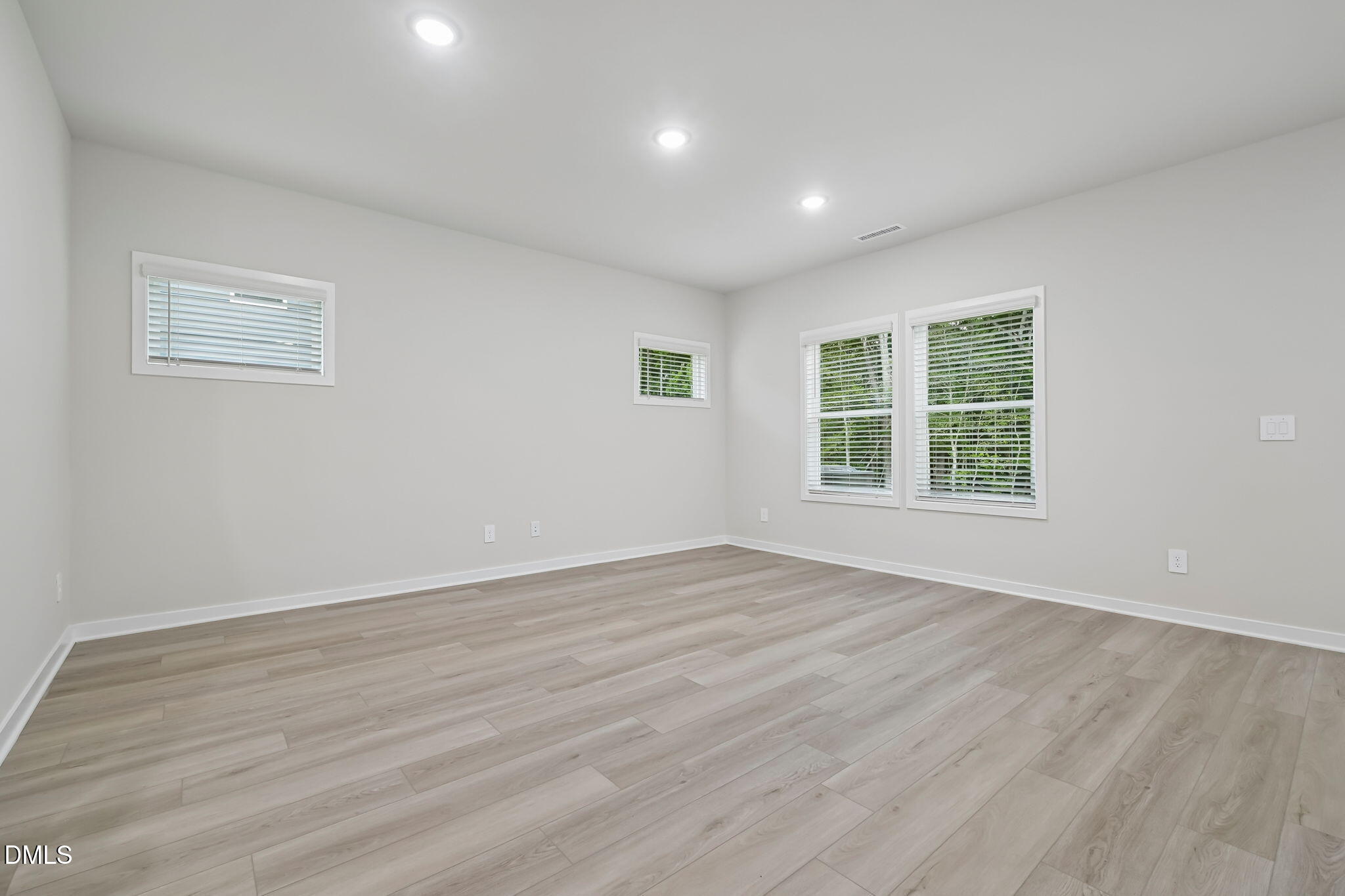 424 Southland Drive Property Photo 21