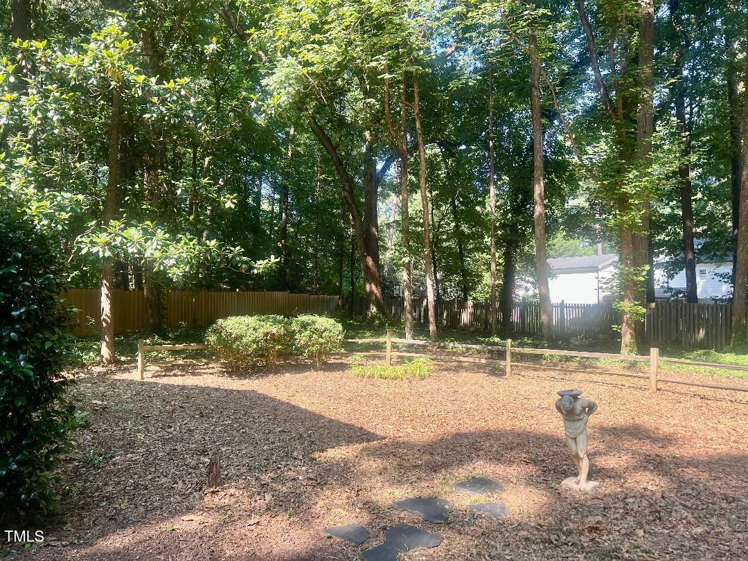 8605 Brookdale Drive Property Photo 29