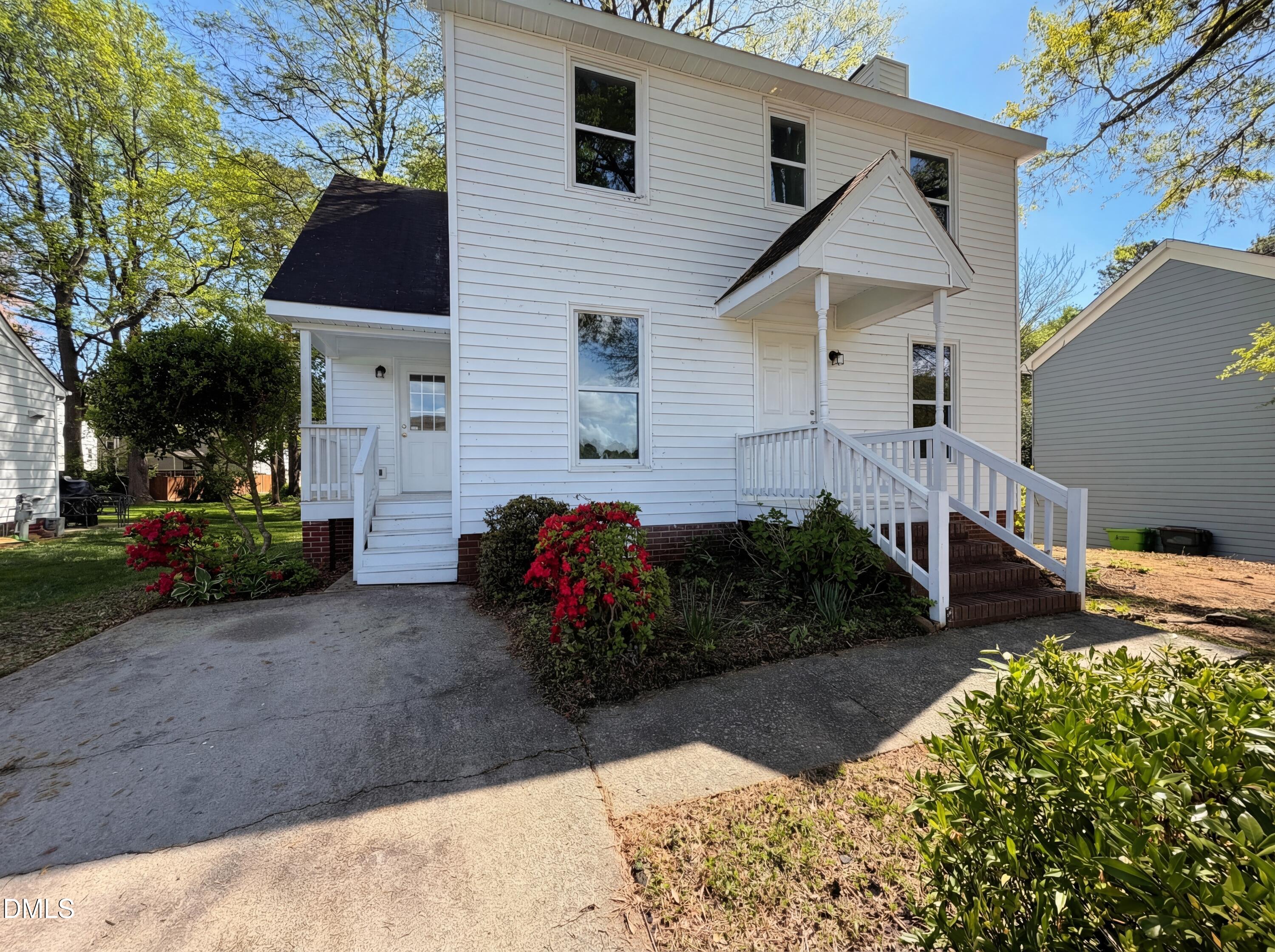 5236 Turf Grass Court Property Photo 2