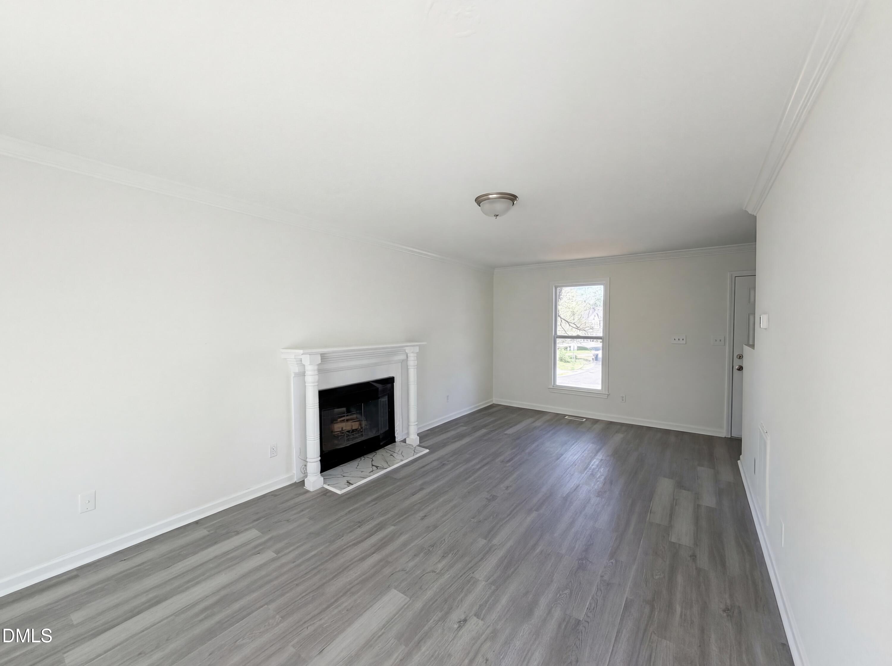 5236 Turf Grass Court Property Photo 3